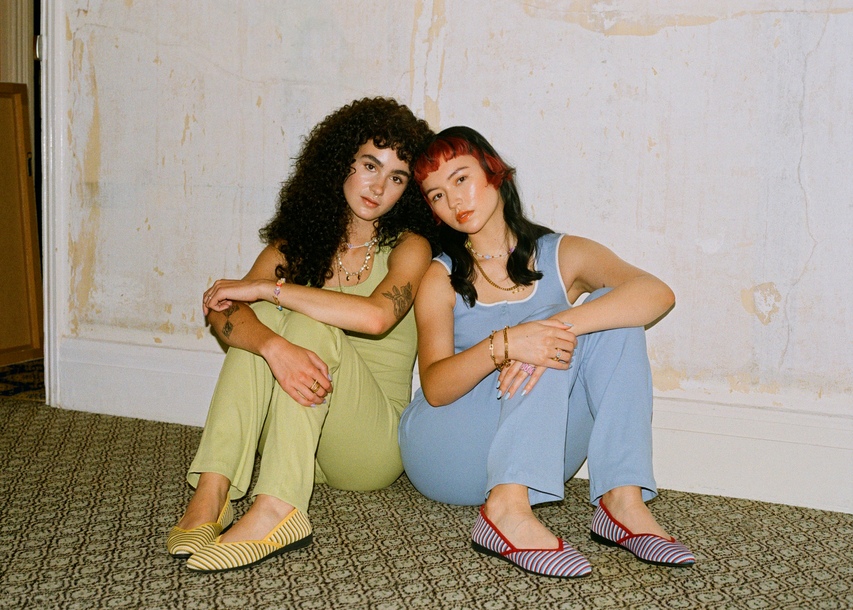 平底鞋穿搭推薦-假期女孩平底鞋