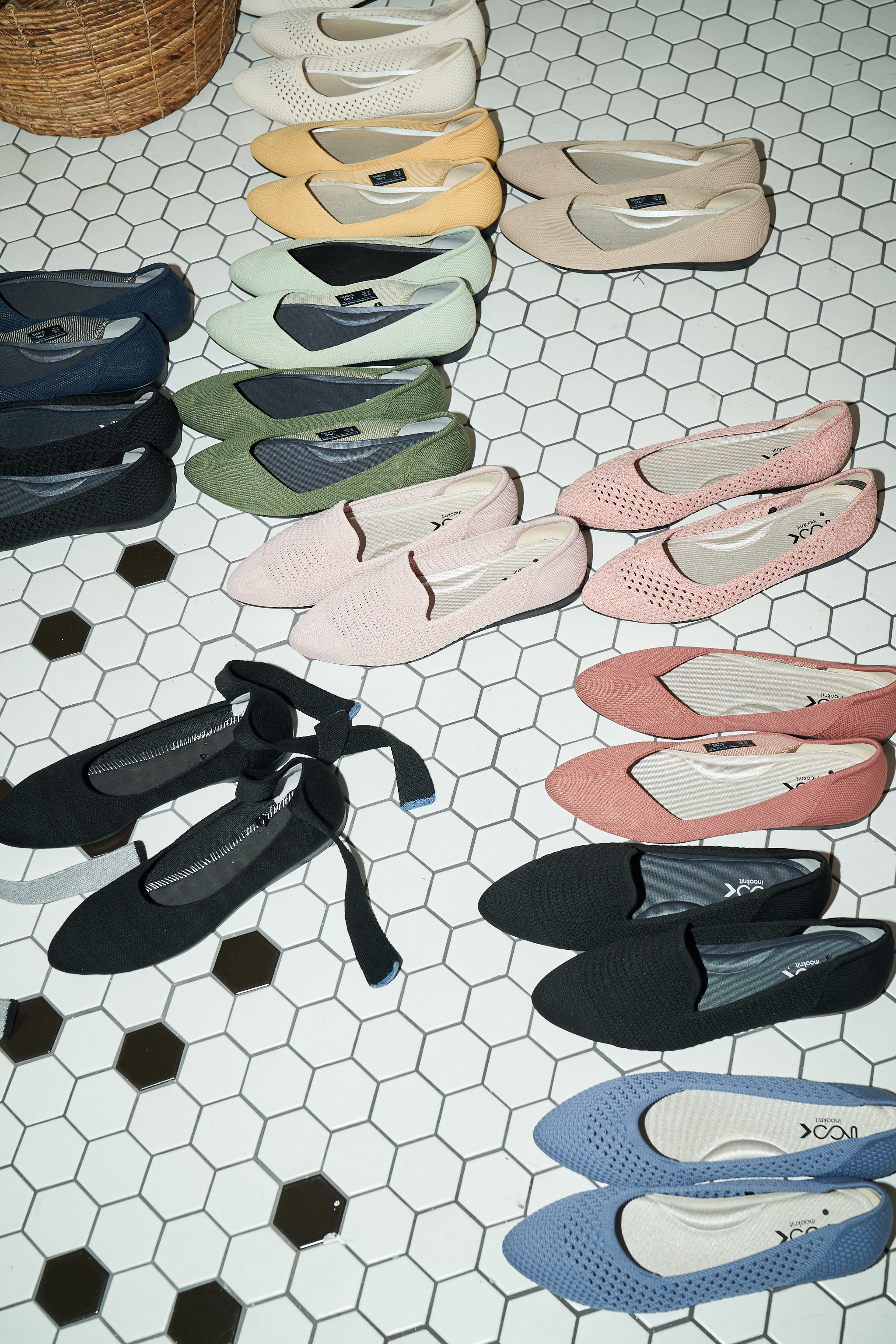 平底鞋穿搭推薦-尖頭鞋 瑪莉珍鞋