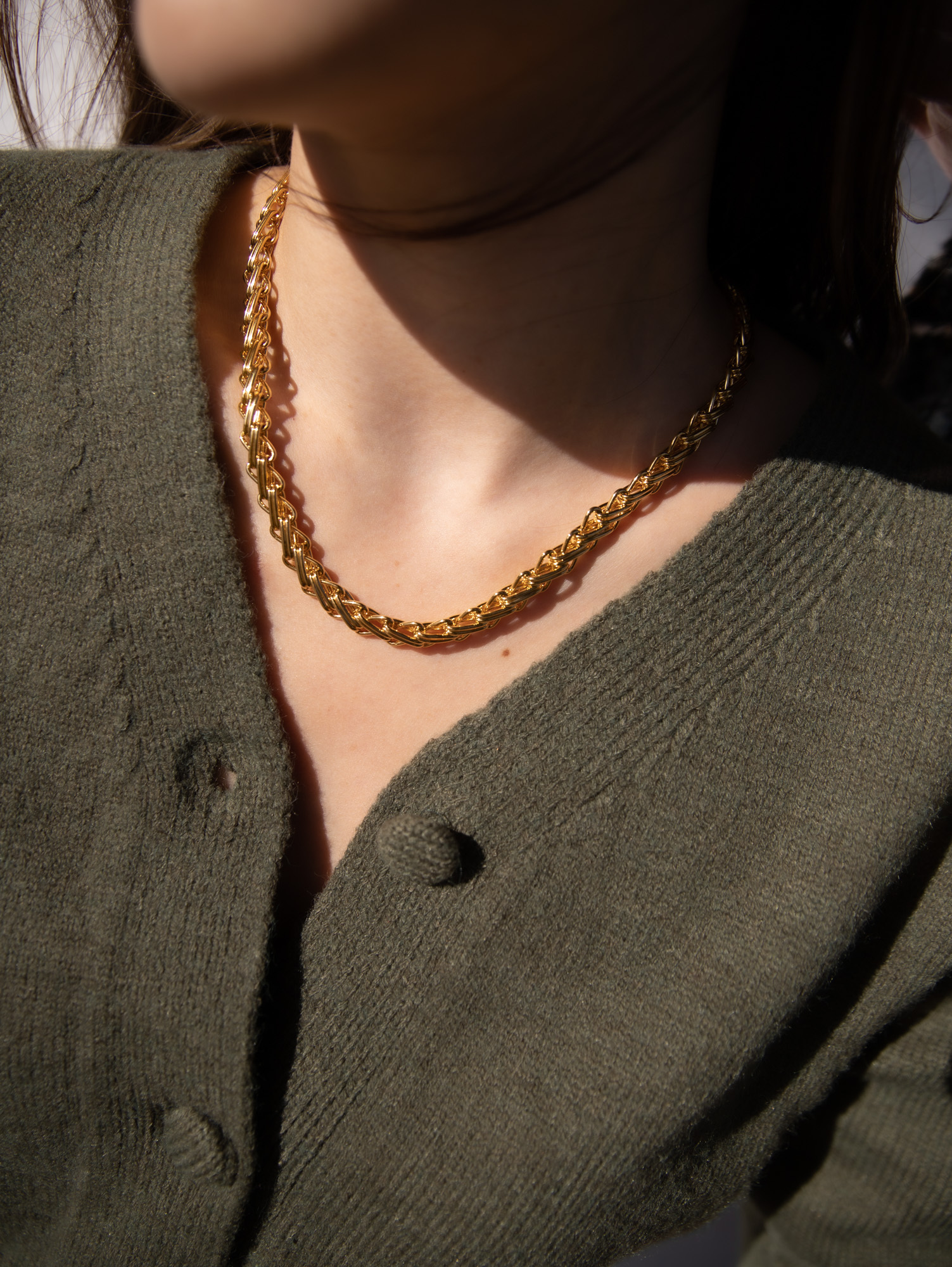 Triple Stand Chocker