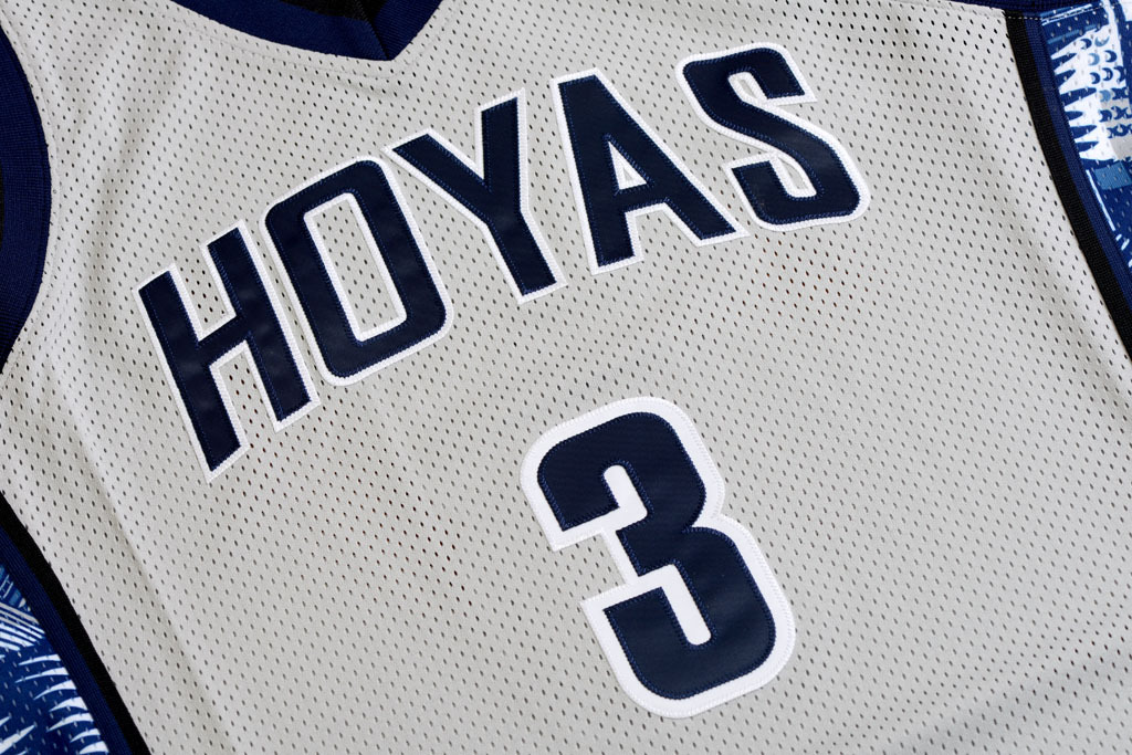 Mitchell & Ness 喬治城大學 Allen Iverson 1995-1996 復刻 球員版球衣