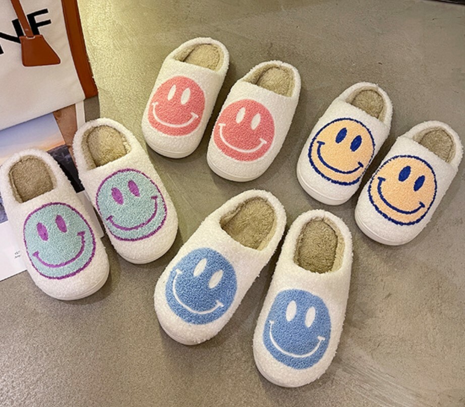 🇰🇷韓國 Smiley Face 室內居家防滑棉拖鞋 | 保持微笑 🙂 (逢星期日截單後7-14個工作天發貨)