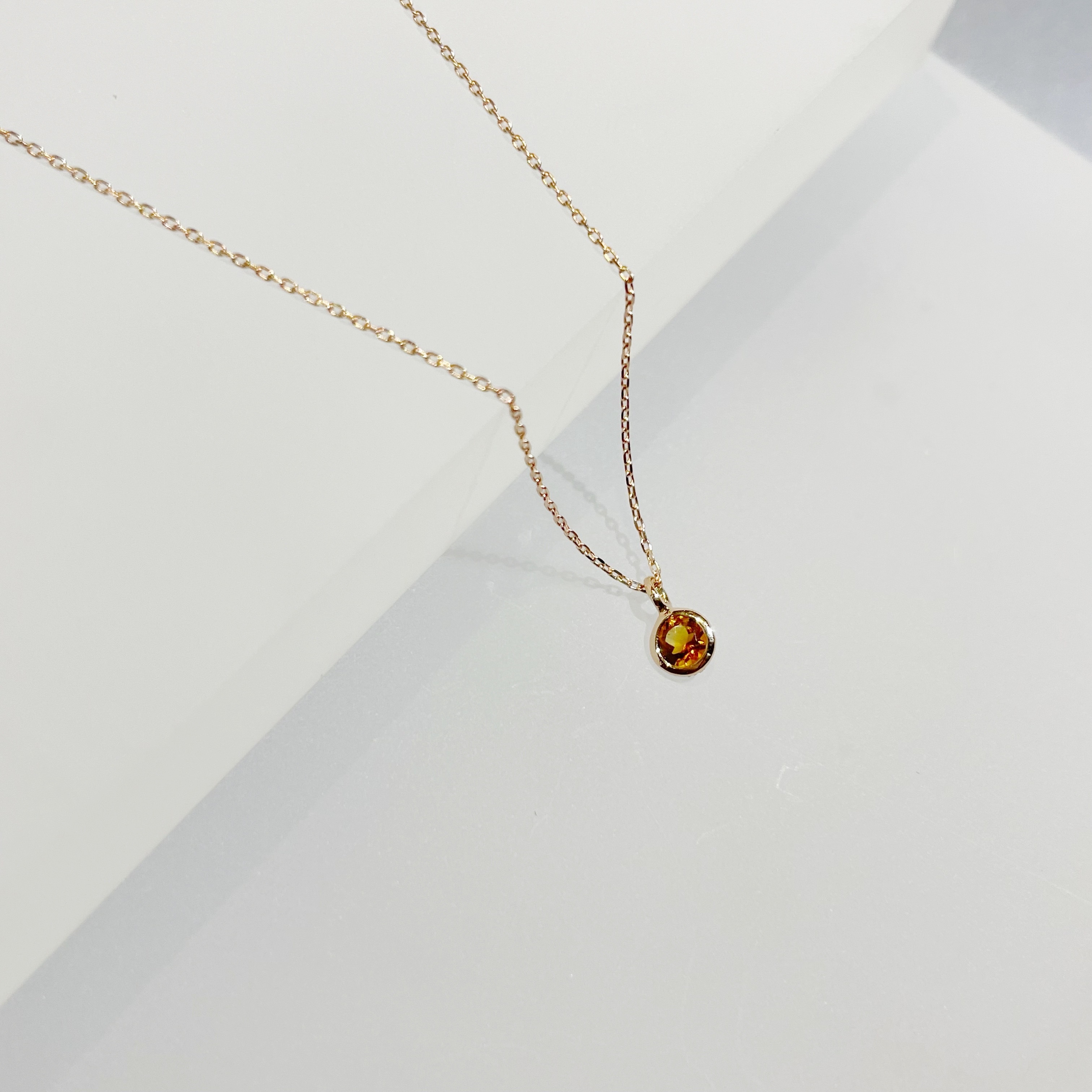 14K Lego鑽面圓形黃水晶鎖骨鏈