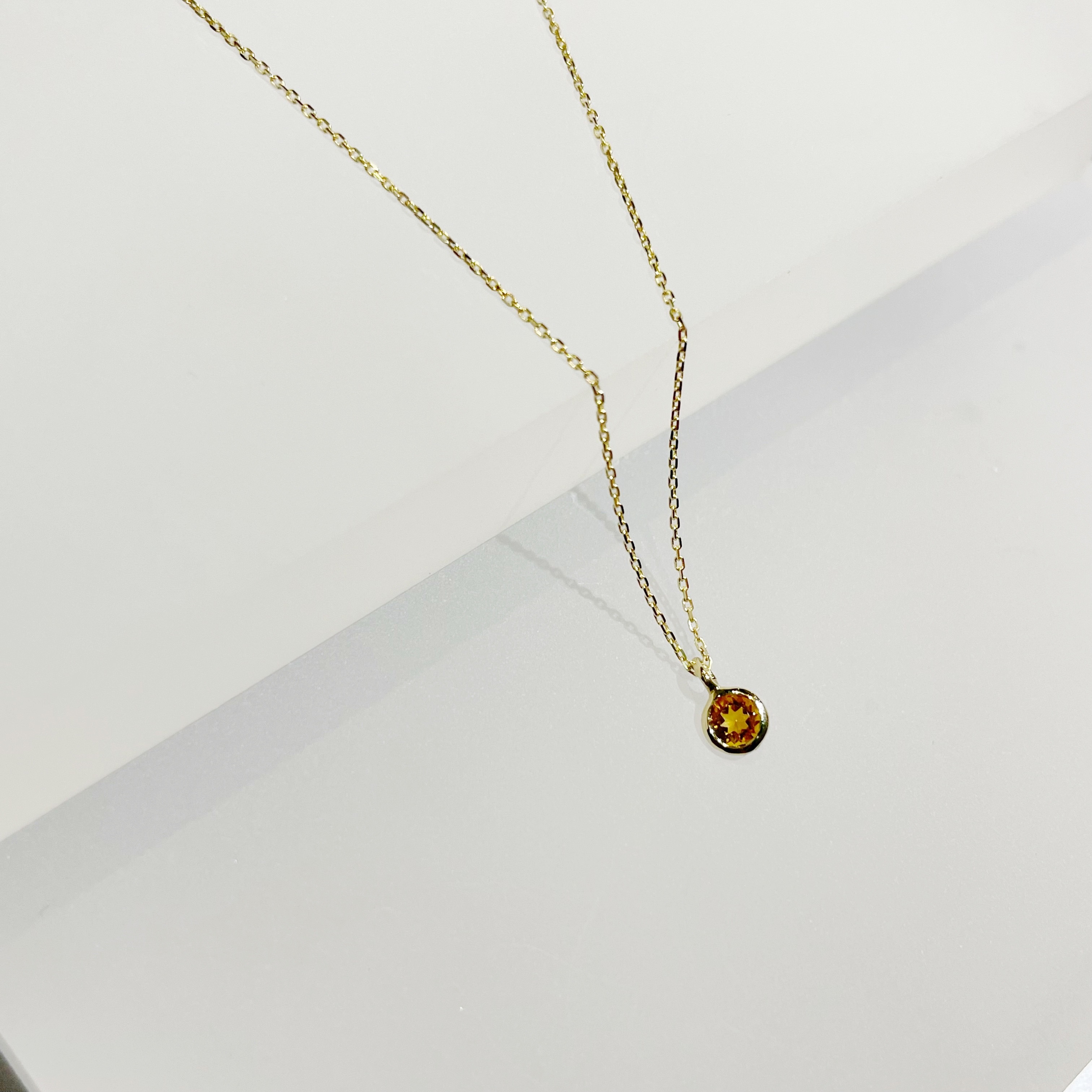 14K Lego鑽面圓形黃水晶鎖骨鏈