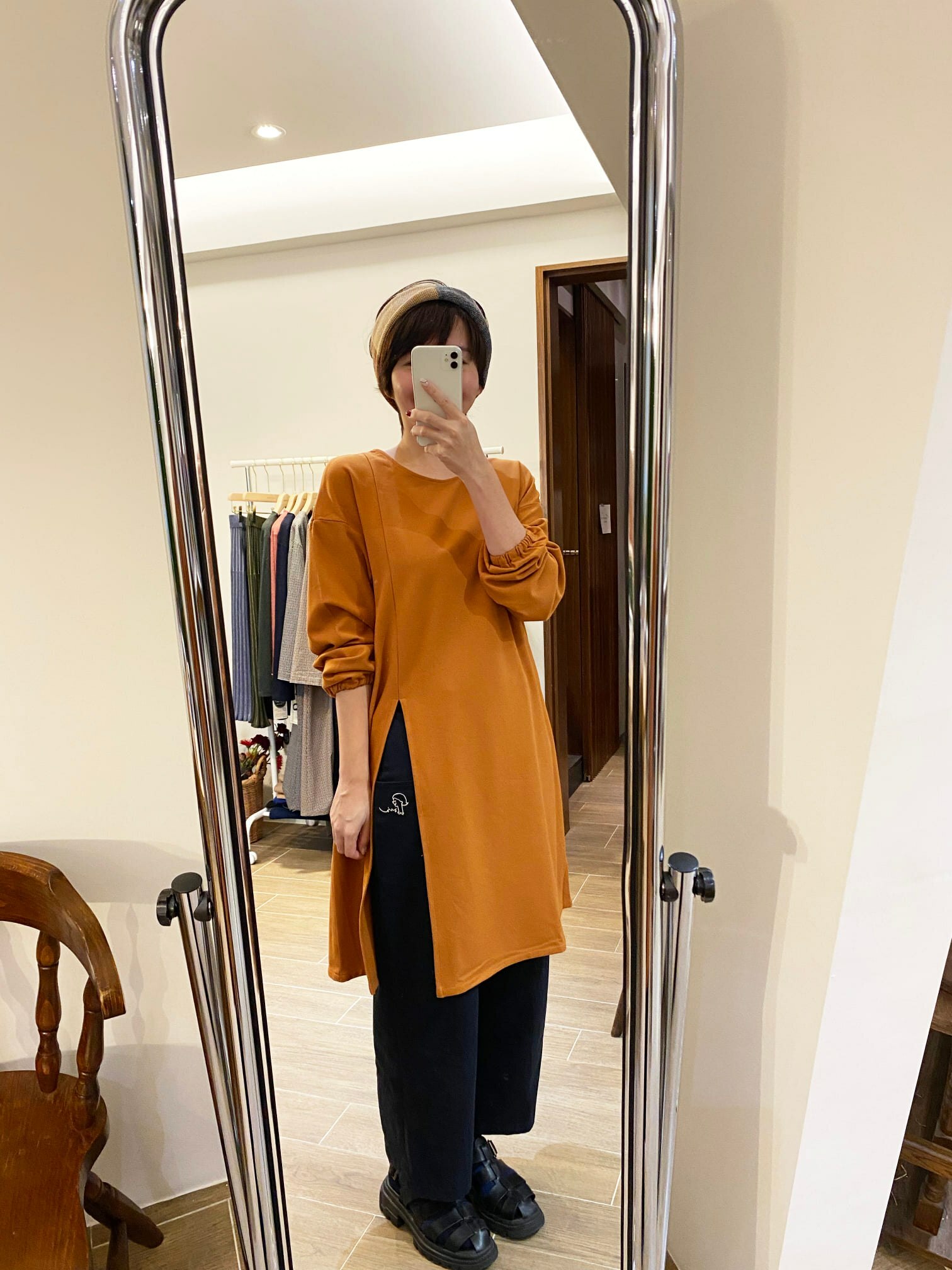 晴子加油啊開衩長版上衣-老朋友蘋果