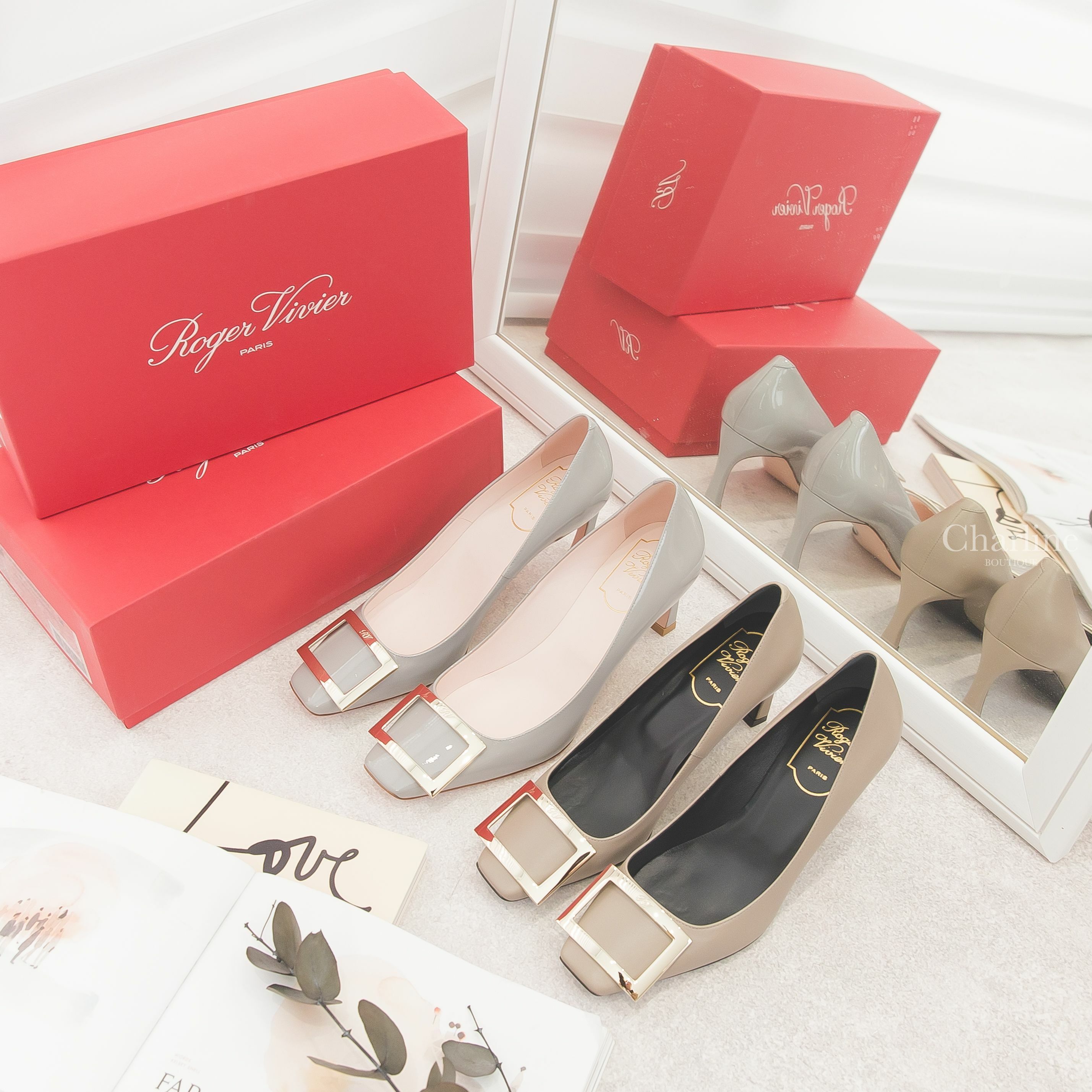 Roger Vivier Trompette Metal Buckle Pumps 灰色淡金色方釦鞋,Roger Vivier Trompette Metal Buckle Pumps 米褐色淡金色方釦鞋-Charline Boutique 精品代購