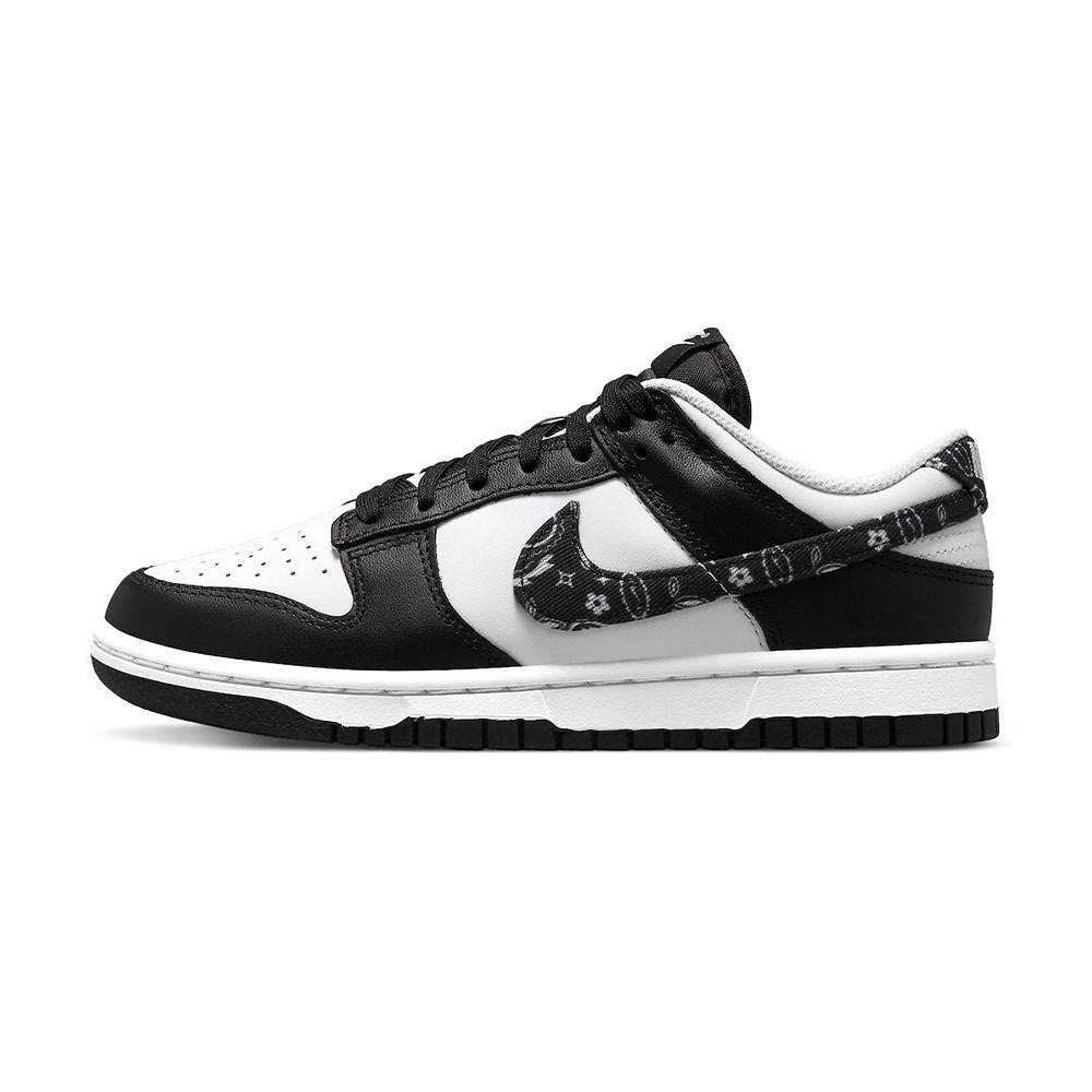 Nike Dunk Low Essential 