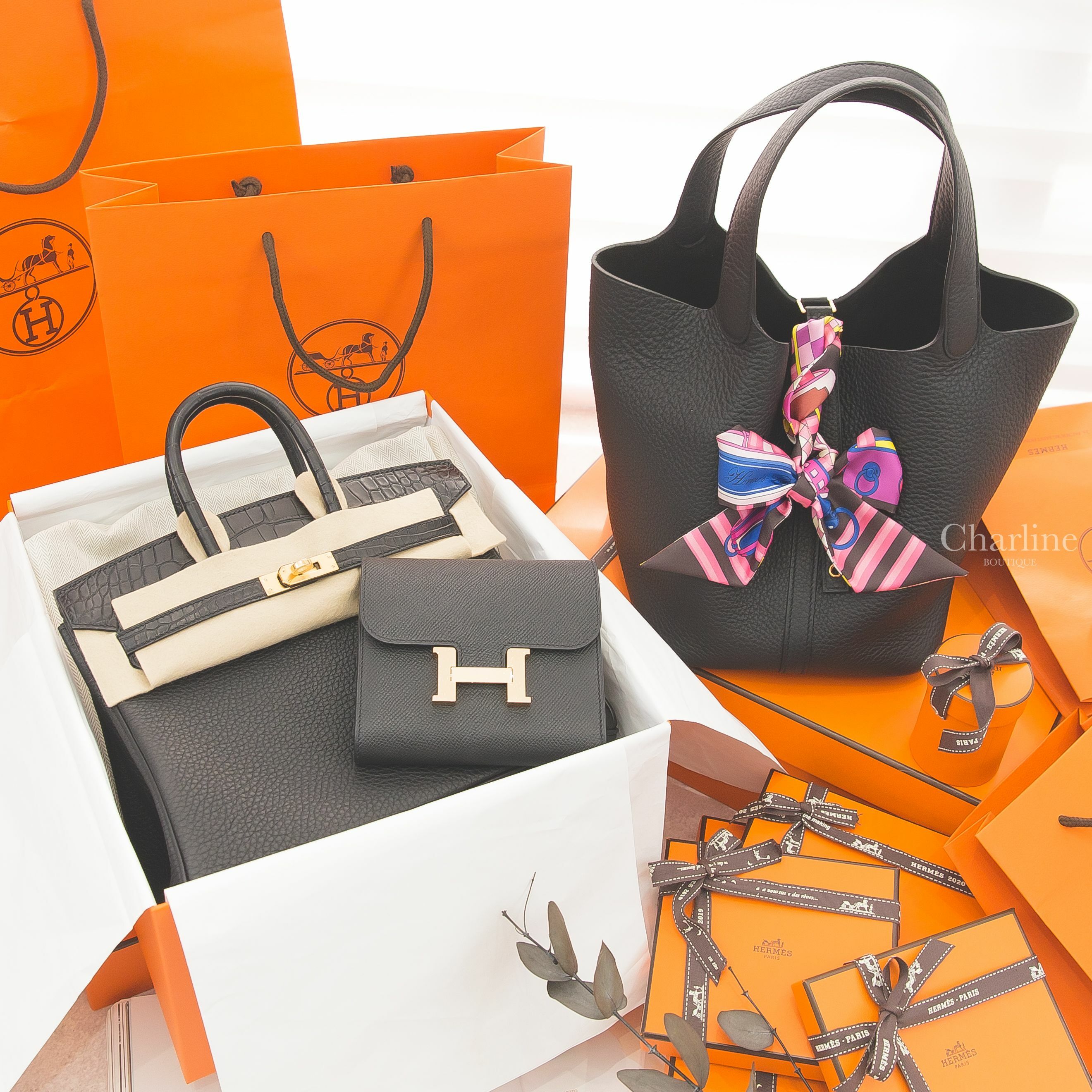 Hermès Birkin 25cm Touch 黑色霧面方塊鱷魚拼皮革鉑金包,Hermès Picotin 22cm 黑色金釦,Hermès Constance Compact 黑色金釦短夾-Charline Boutique 精品代購