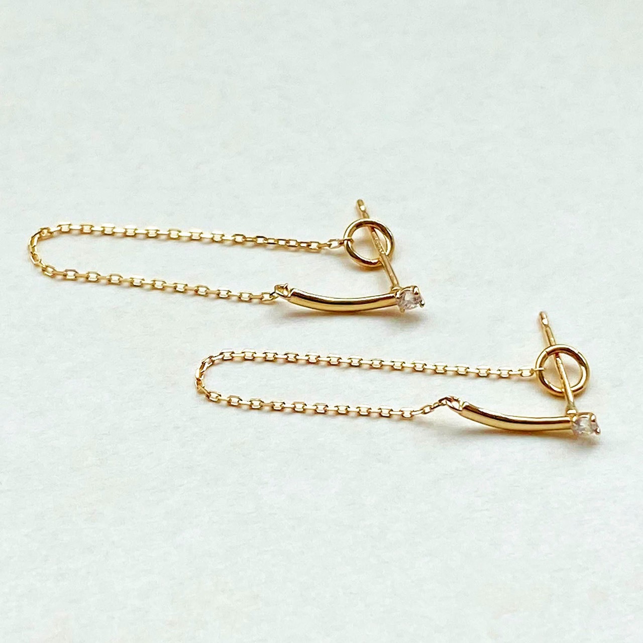 K10 / 半月垂墜耳環