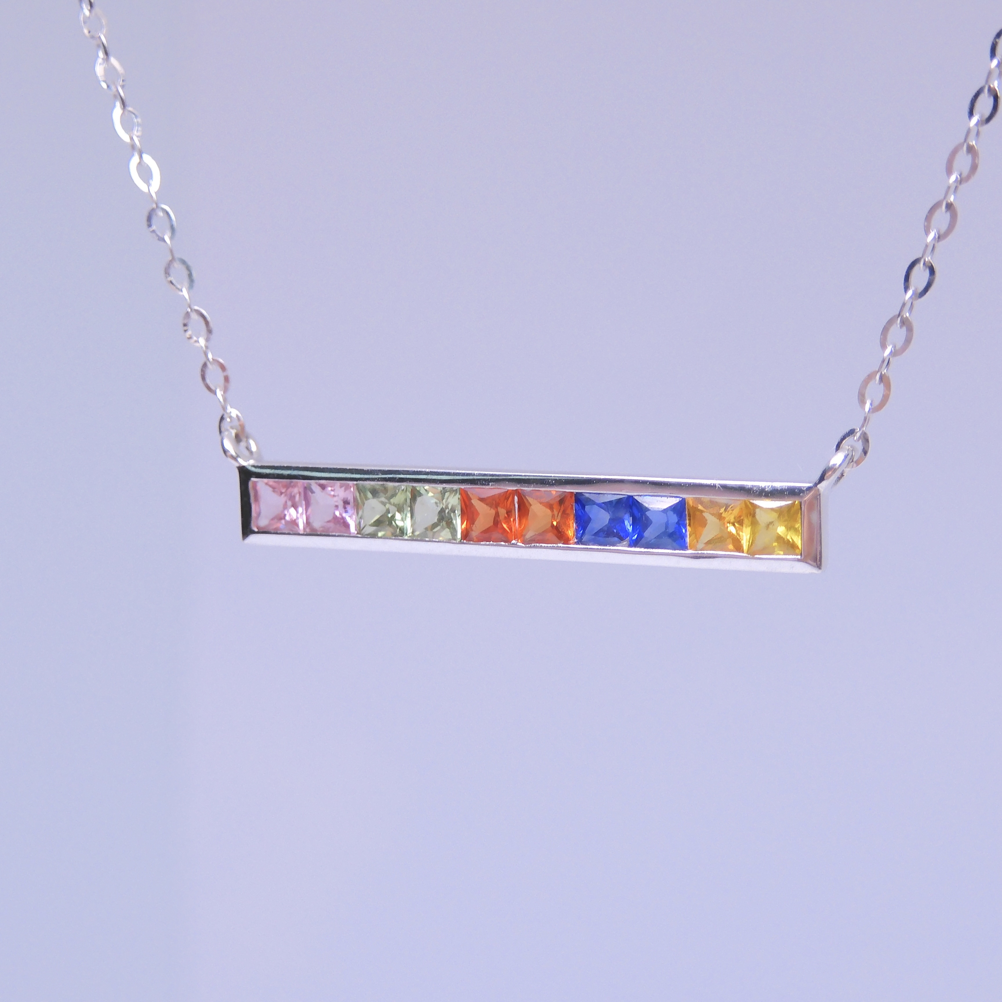 18K金 1.08ct 彩色藍寶石項鏈