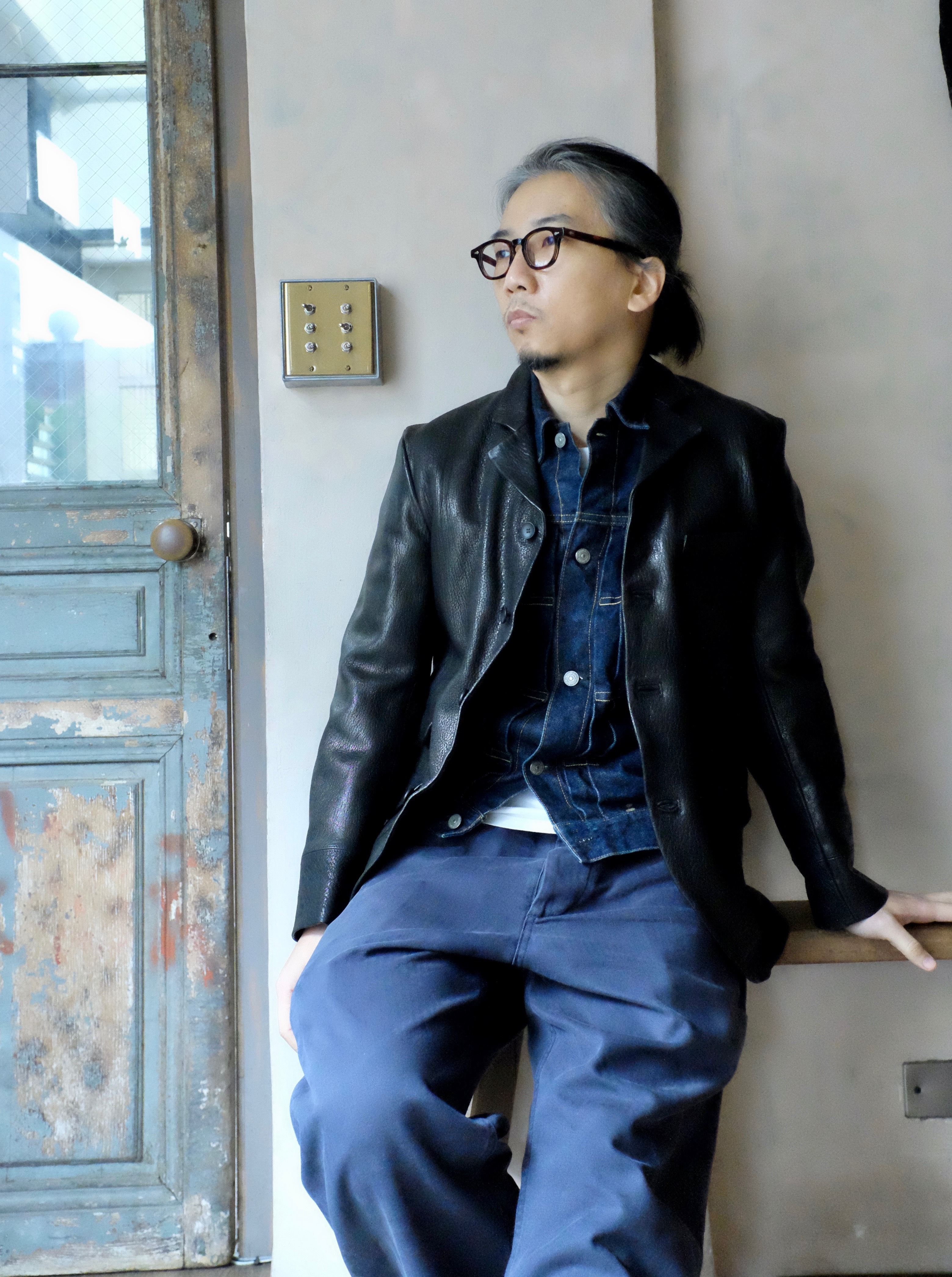 Black Sign wild Goat Butler Jacket / Antique Black