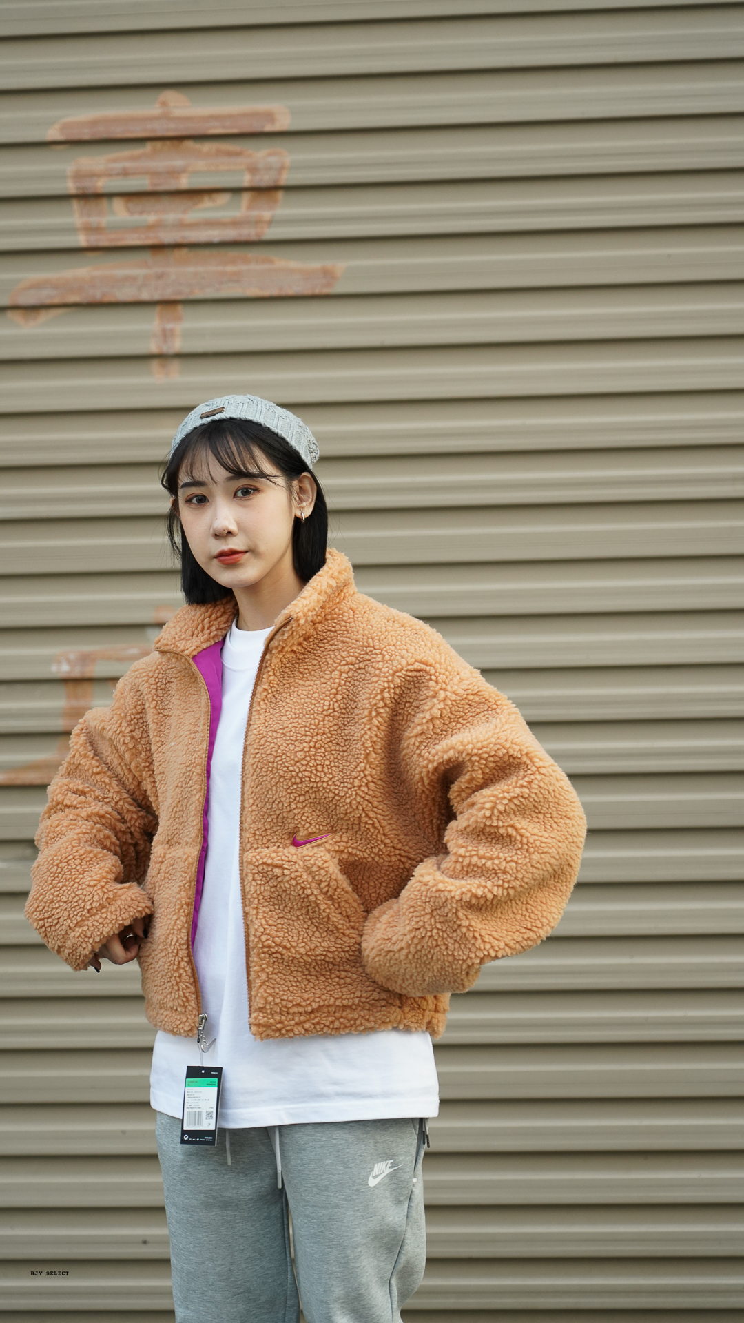 #現貨 NIKE 短版 羊羔毛 毛絨絨外套 焦糖色 CU6640-201 6-1