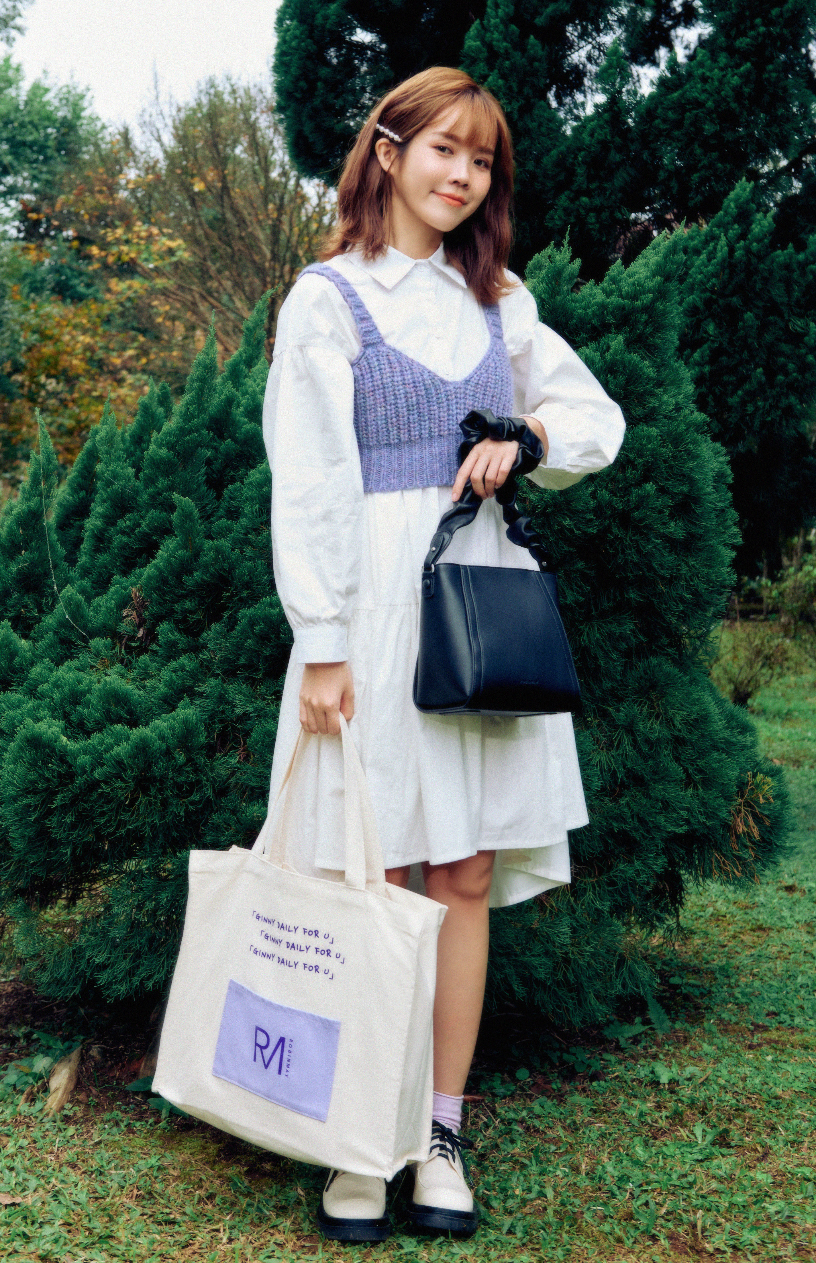 也有出全黑款，讓你可甜可鹽。