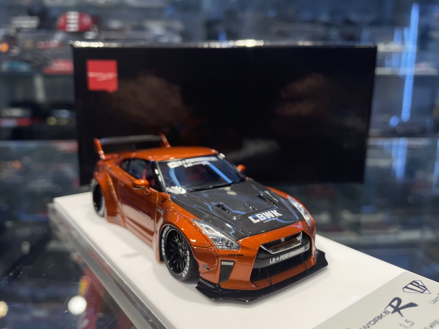 MakeUp LB015C LB WORKS R35 GT-R Type 1.5 橘色1/43 (樹酯車)