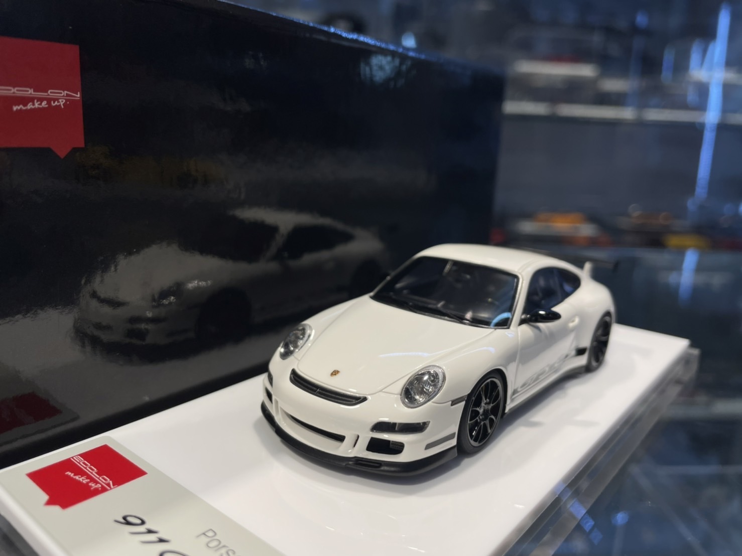 MakeUp EM600C Porsche 911 997 GT3 RS 2007 白色 1/43 (樹酯車)