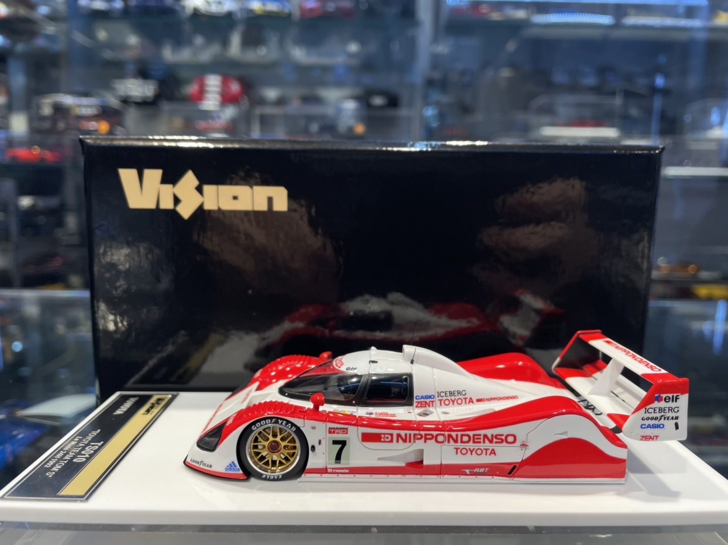 自動車 TOYOTA TS010 #7 DENSO LM '92 1/24 MakeUp VM223C Toyota TS010 e mans 24h 1992 #7 1/43
