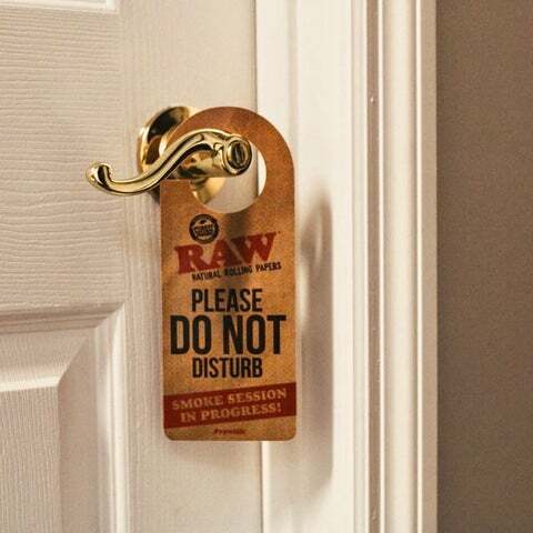 🇪🇸RAW - Do Not Disturb Sign 限量標語門卡