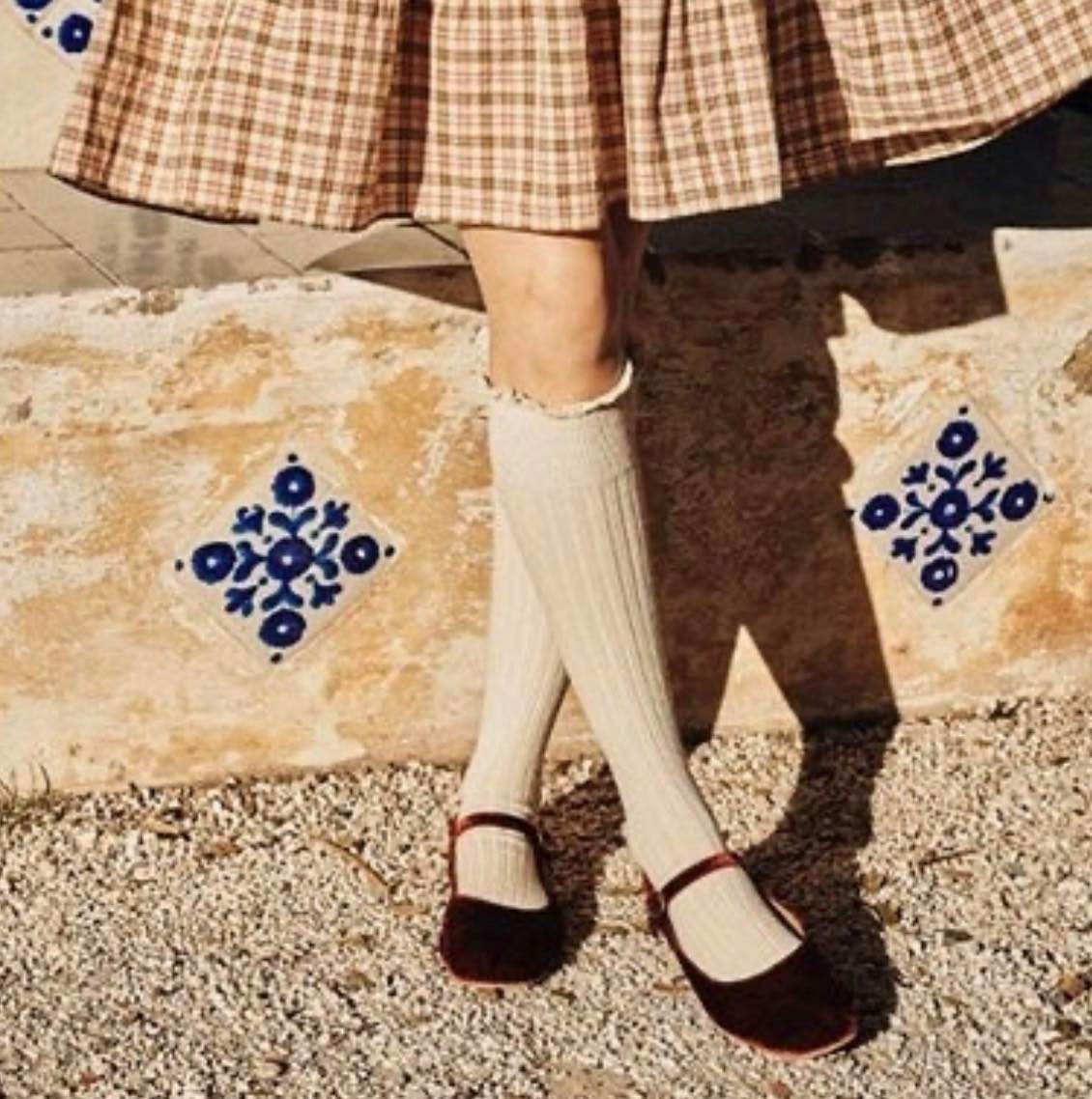 COLLÉGIEN - Josephine Lace Trim Ribbed Knee-high Socks（Glycine du Japon）