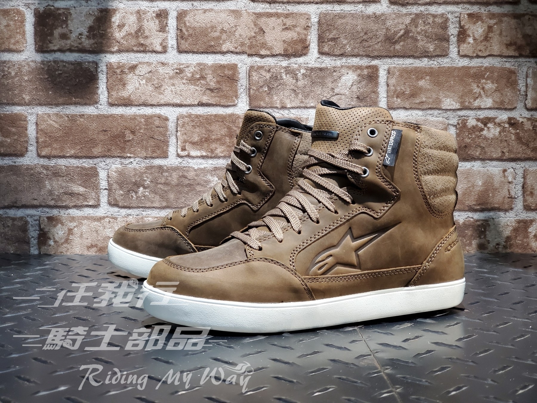ALPINESTARS J-6 WATERPROOF SHOES 卡其 防水 休閒靴