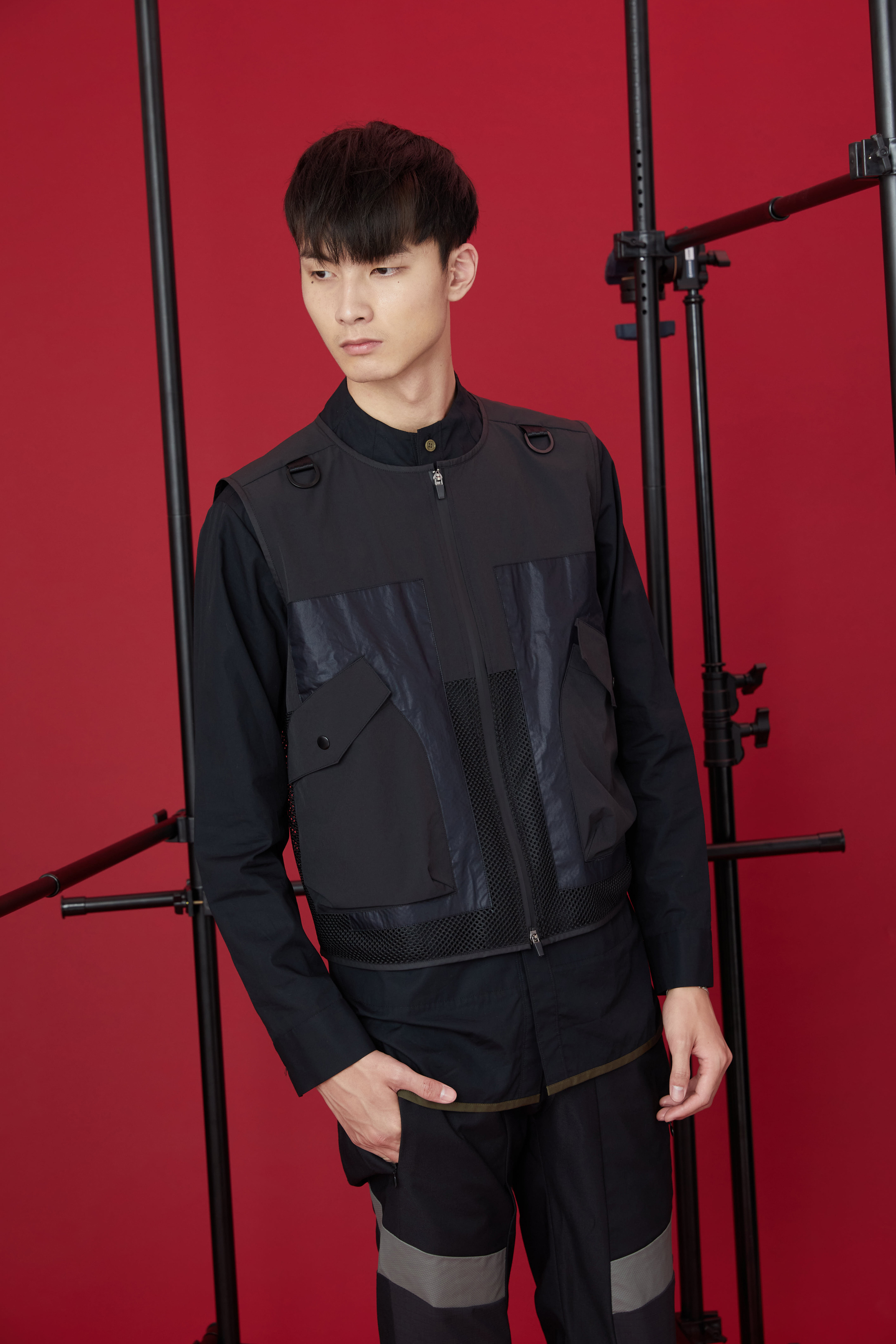 多配置工裝背心 - 黑岩