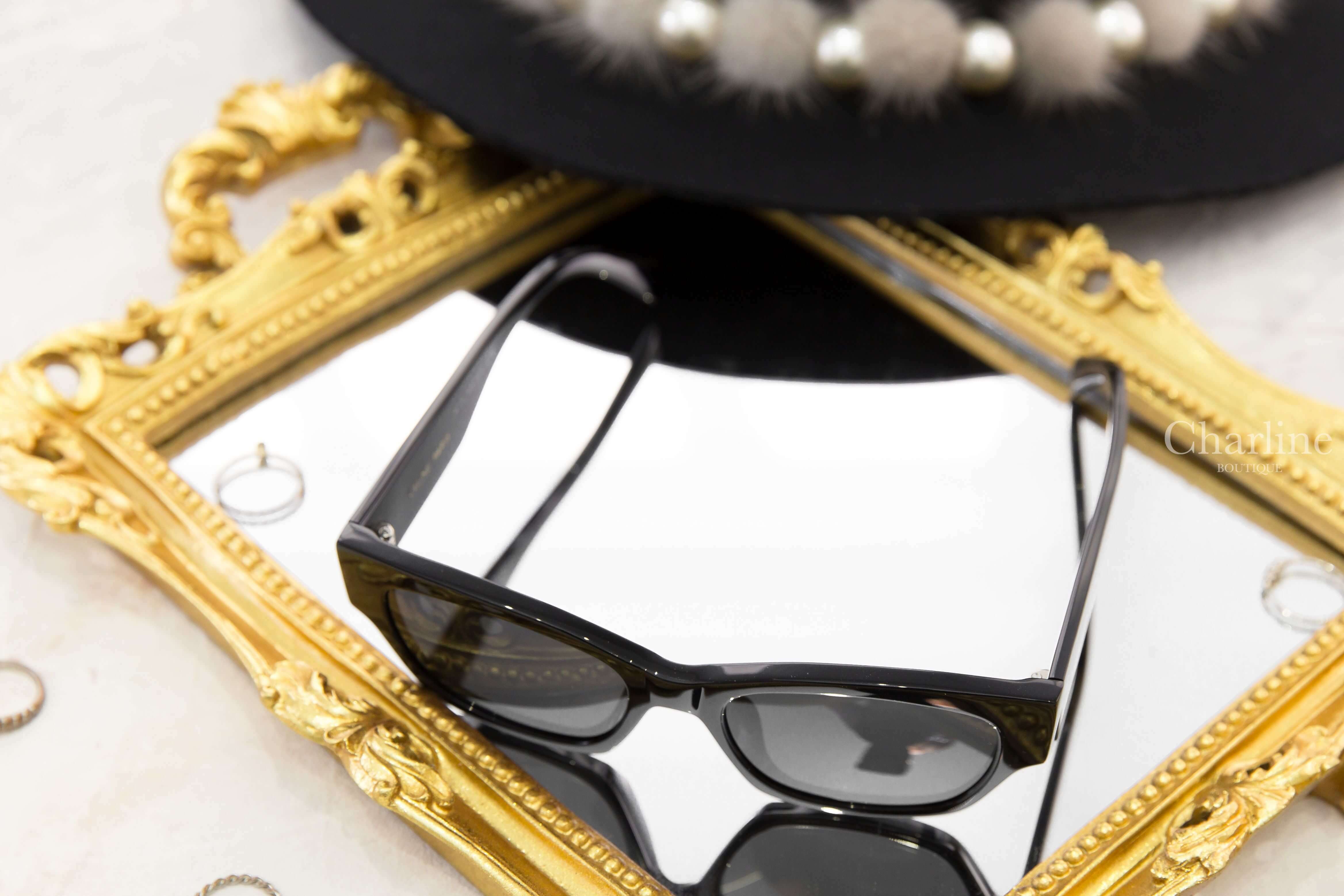 Celine Celine Monochroms 01 Sunglasses In Acetate 黑色白字貓眼形狀太陽眼鏡附白色黑色字母肩背包兩件組-Charline Boutique 精品代購