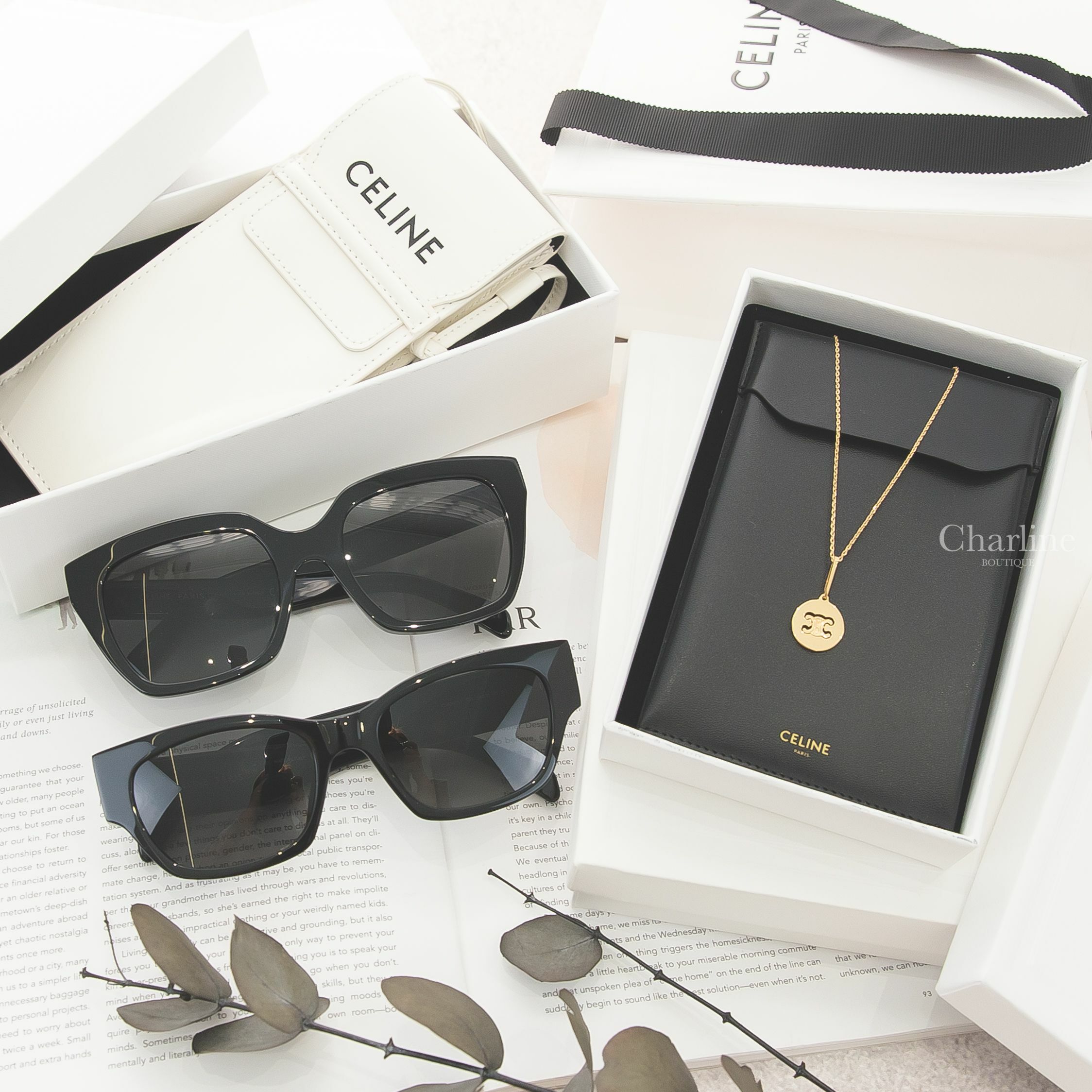 Celine 黑色白字貓眼形狀太陽眼鏡附白色黑色字母肩背包兩件組,Celine 黑色白字方框太陽眼鏡附白色黑色字母肩背包兩件組,Celine 金色圓形凱旋門Logo垂墜項鍊-Charline Boutique 精品代購