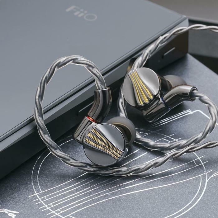 Fiio FD7 美品 FiiO FD7 FIO-IEM-FD7 価格比較 - 価格.com