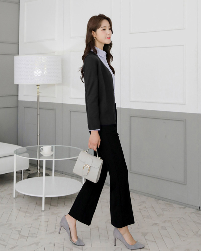 DEER.W 純色V領排釦針織外套 黑色