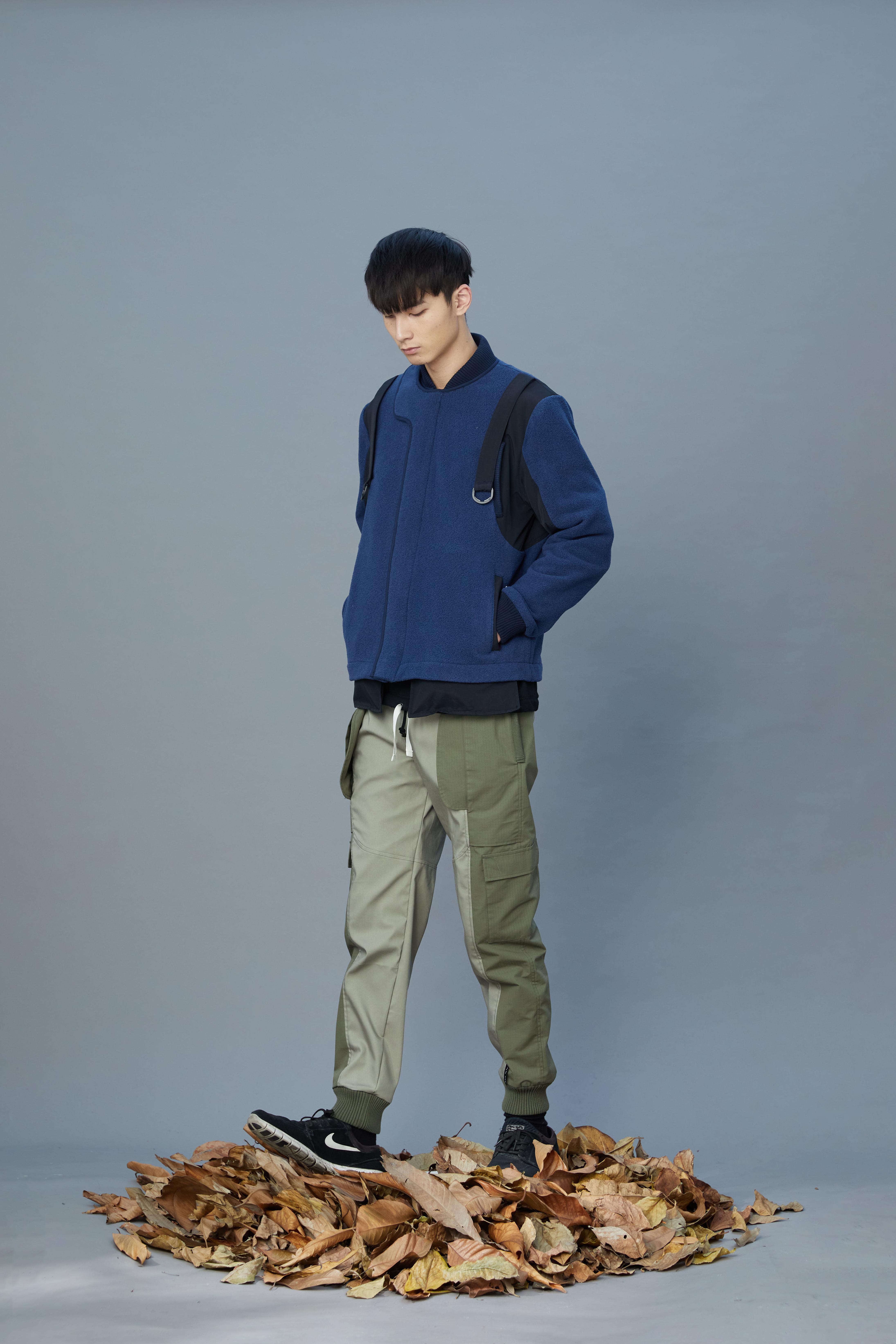 羅紋縮口休閒褲 - 墨綠