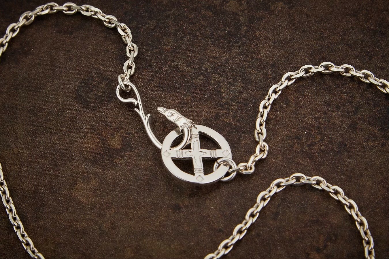 Corvus Metal 細角鍊組