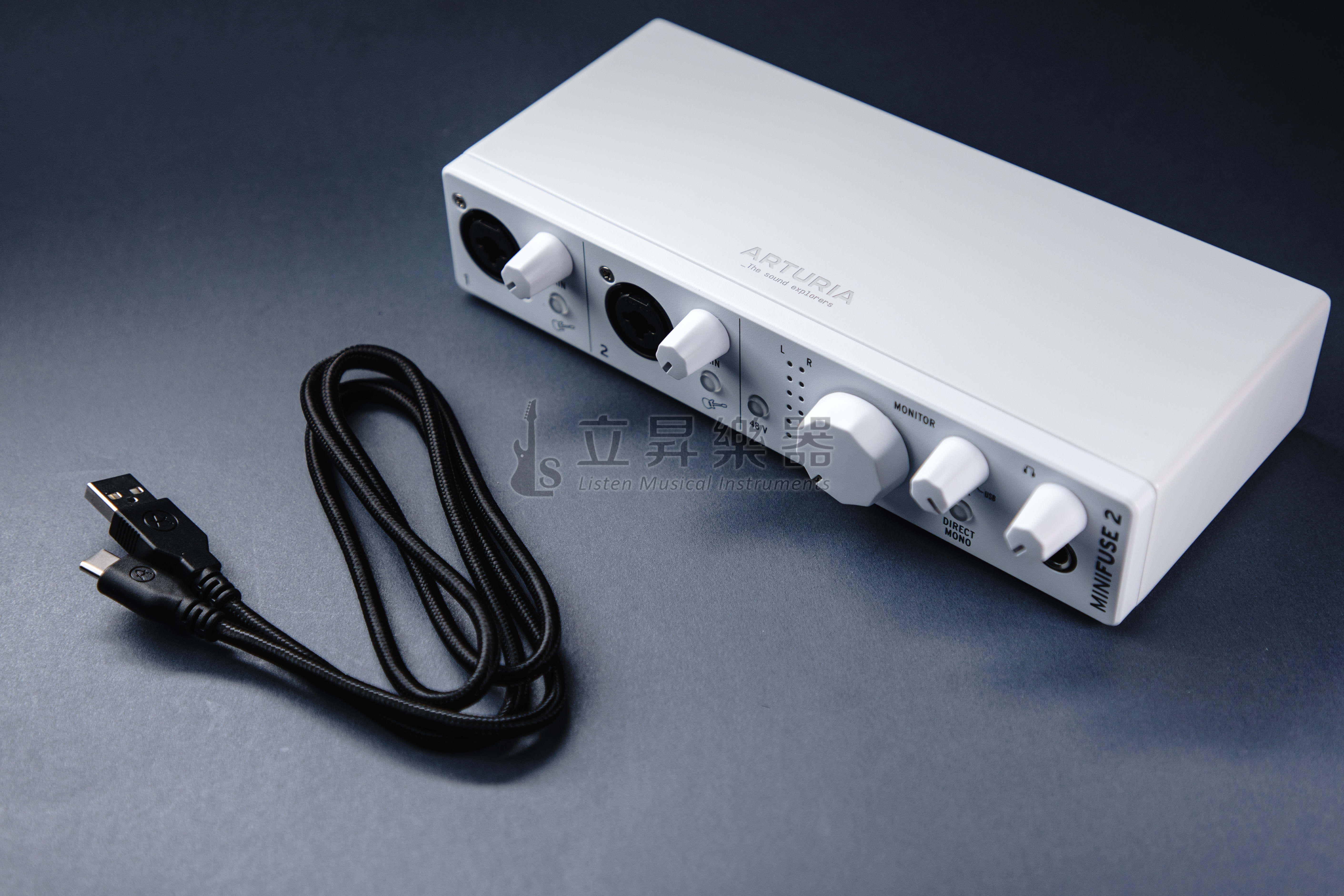 立昇樂器】Arturia MiniFuse2 USB 便攜式錄音介面二進二出黑白雙色可選