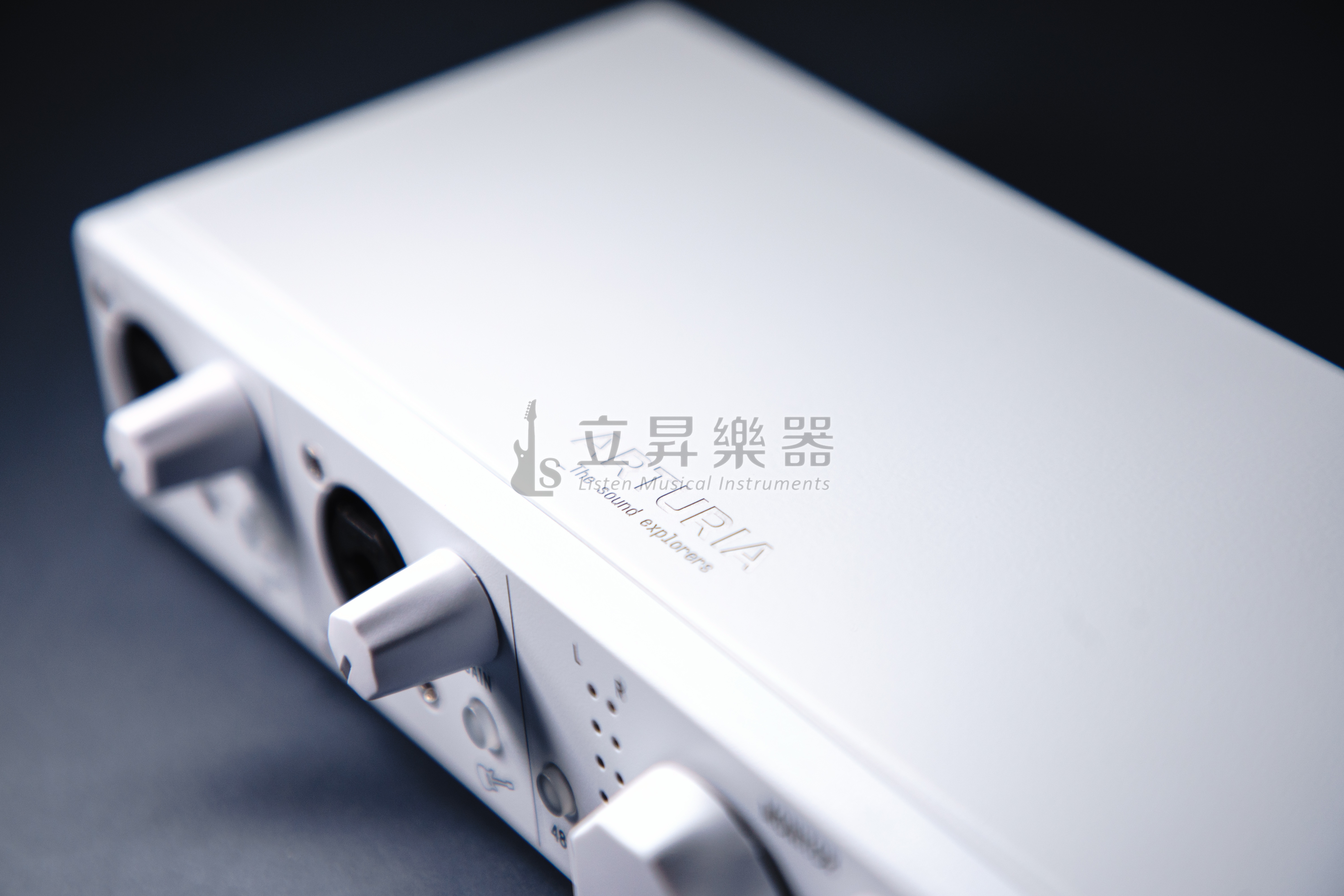 Arturia MiniFuse2 USB 便攜式 錄音介面 二進二出 附Midi in/out 黑白雙色可選