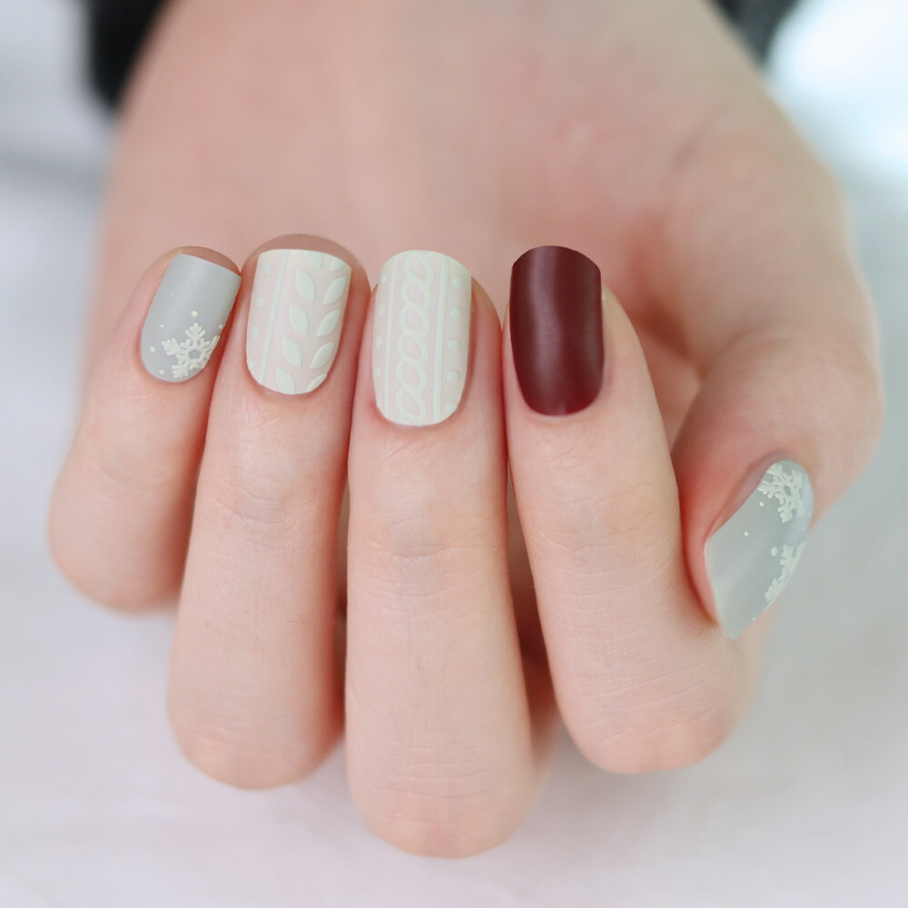 SNOWFLAKE KNIT (45719)