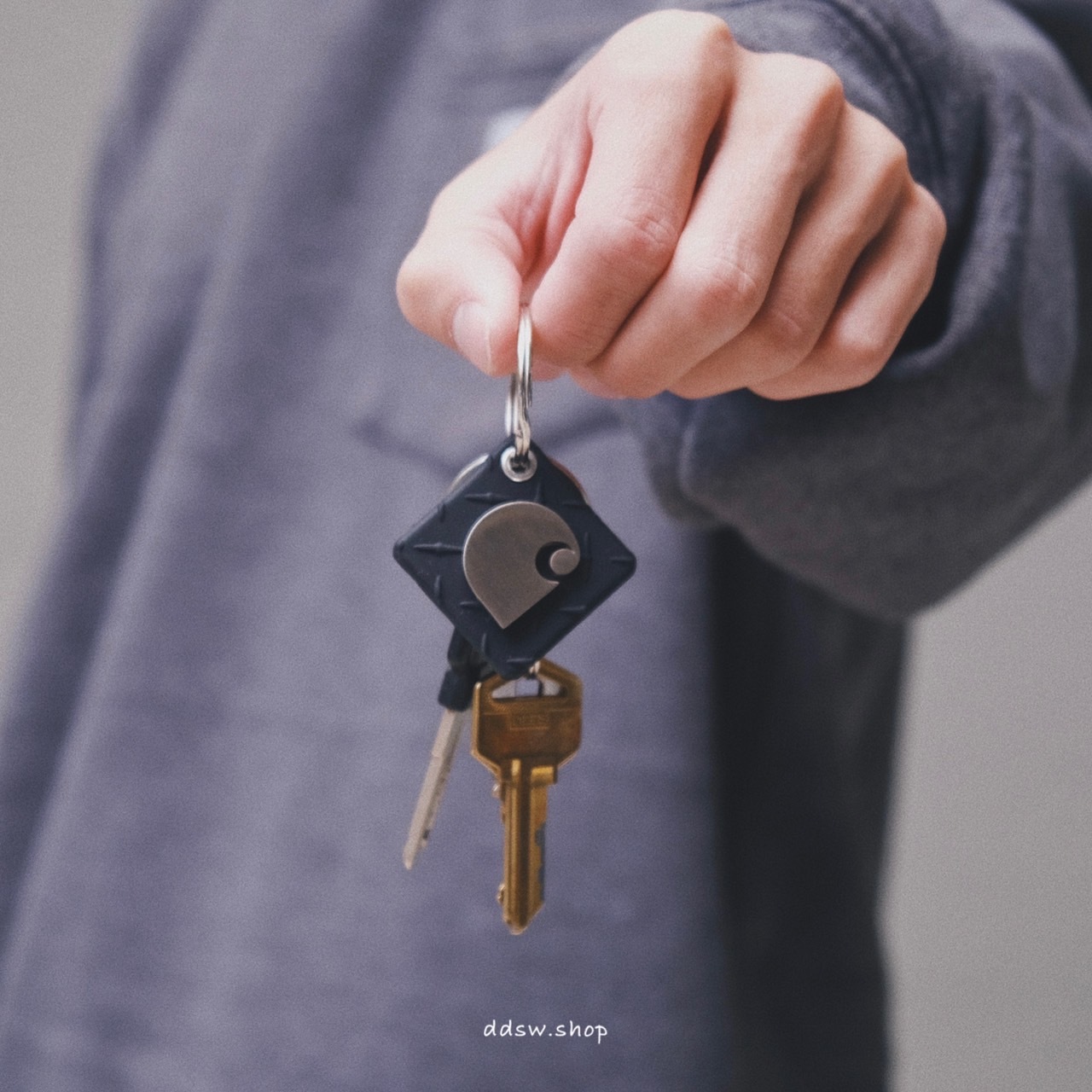 Carhartt 鑰匙圈 橡膠 鐵牌