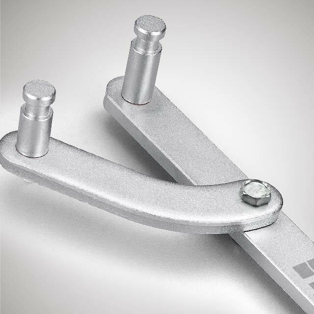 Universal Camshaft Pulley & Fan Clutch Holder EWK