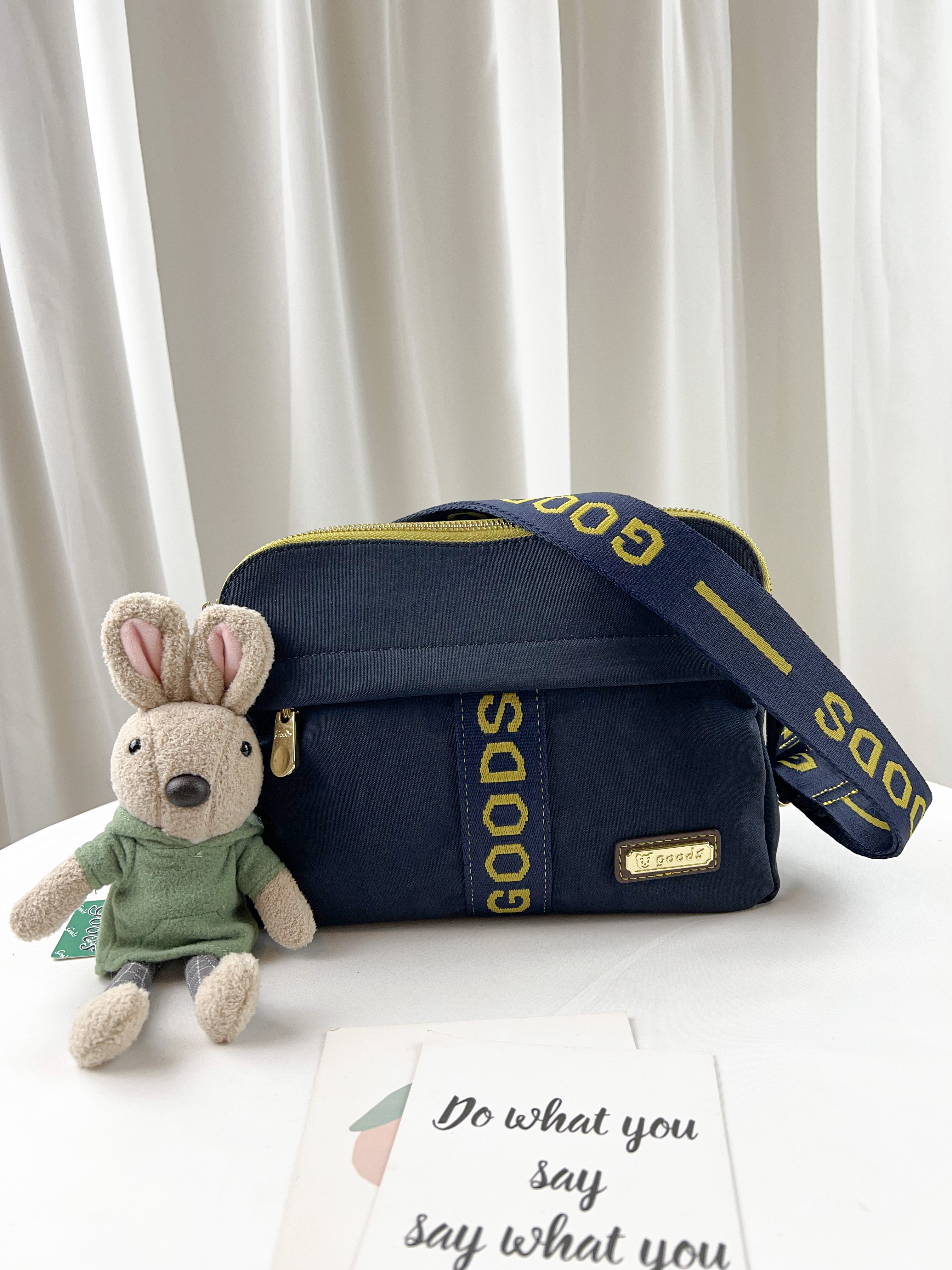 GOODS 織帶黃藍 丹寧防潑水側背包 附小熊吊飾 #2789