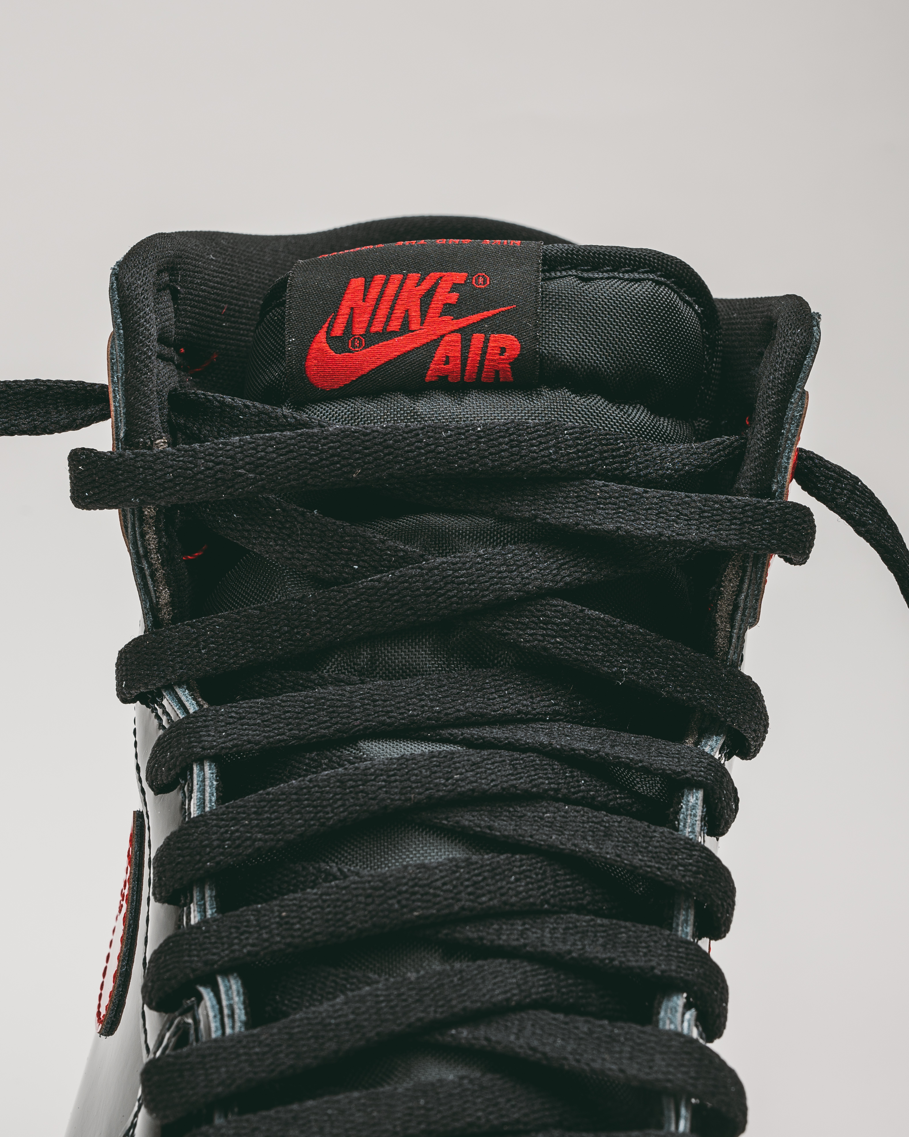 [現貨] Air Jordan 1 Retro High OG Patent Bred 555088-063