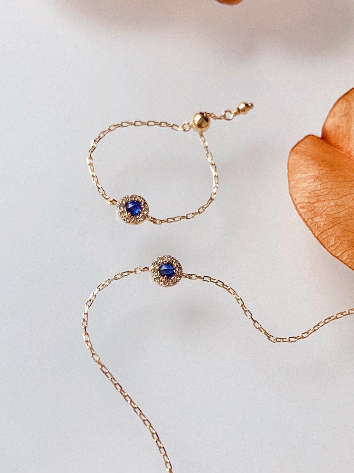 藍寶小花簇鍊戒