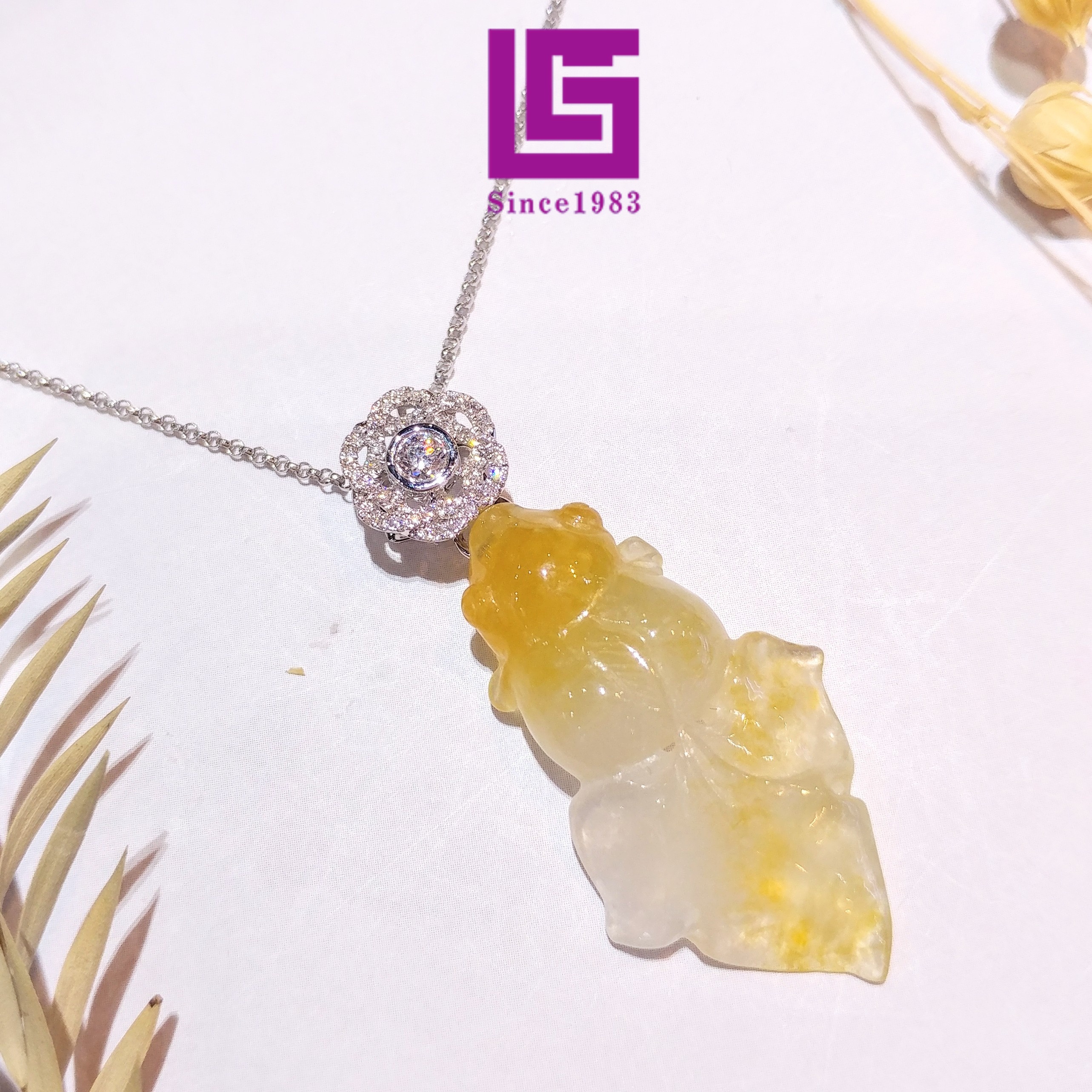 18K White Gold Jade and Diamond Pendant