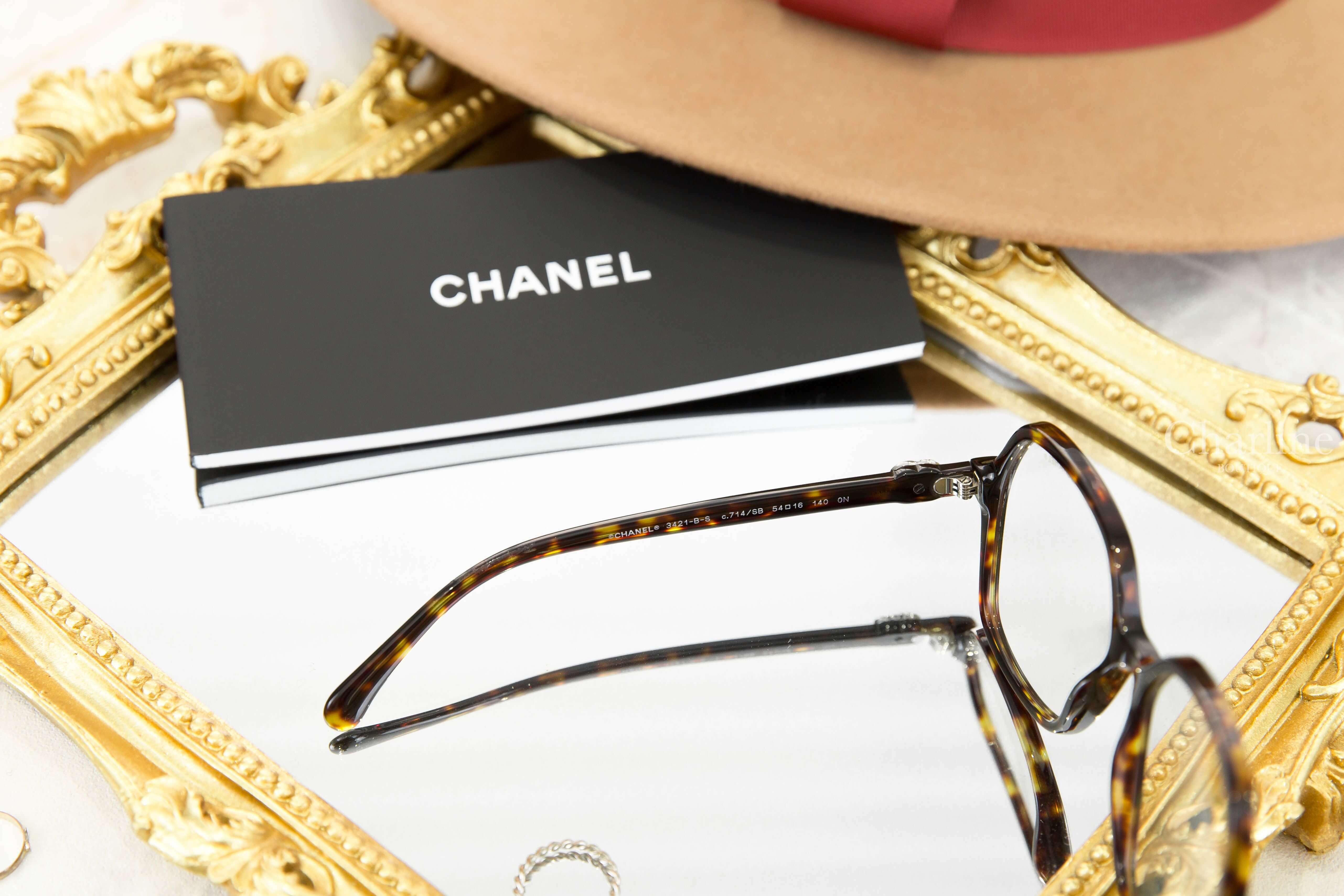 Chanel Butterfly Sunglasses 深棕色玳瑁蝴蝶形側邊黑銀水鑽CC抗藍光鏡片平光眼鏡-Charline Boutique 精品代購