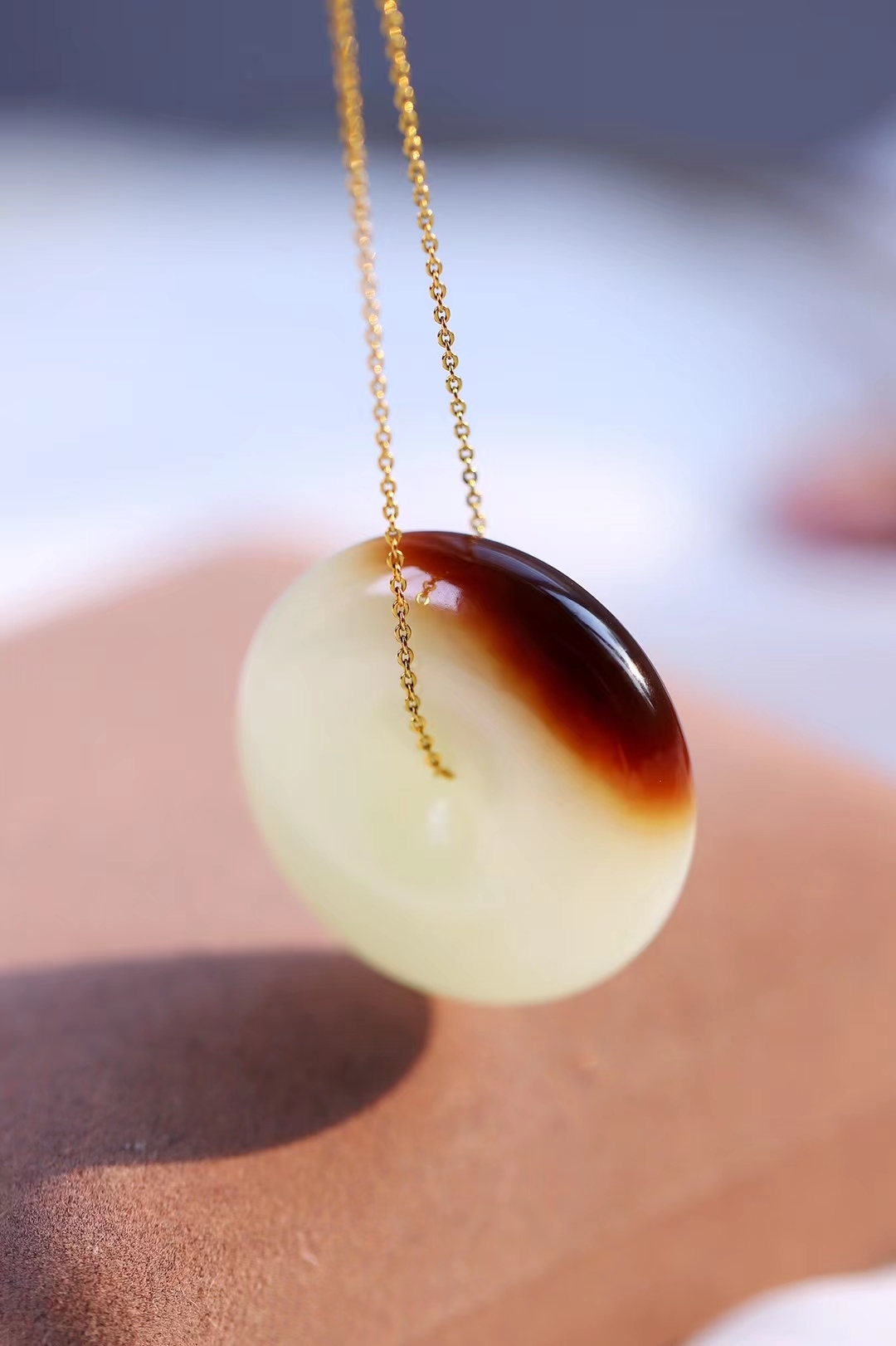 和田玉且末糖白平安扣 (33mm直徑), 天然和田玉軟玉