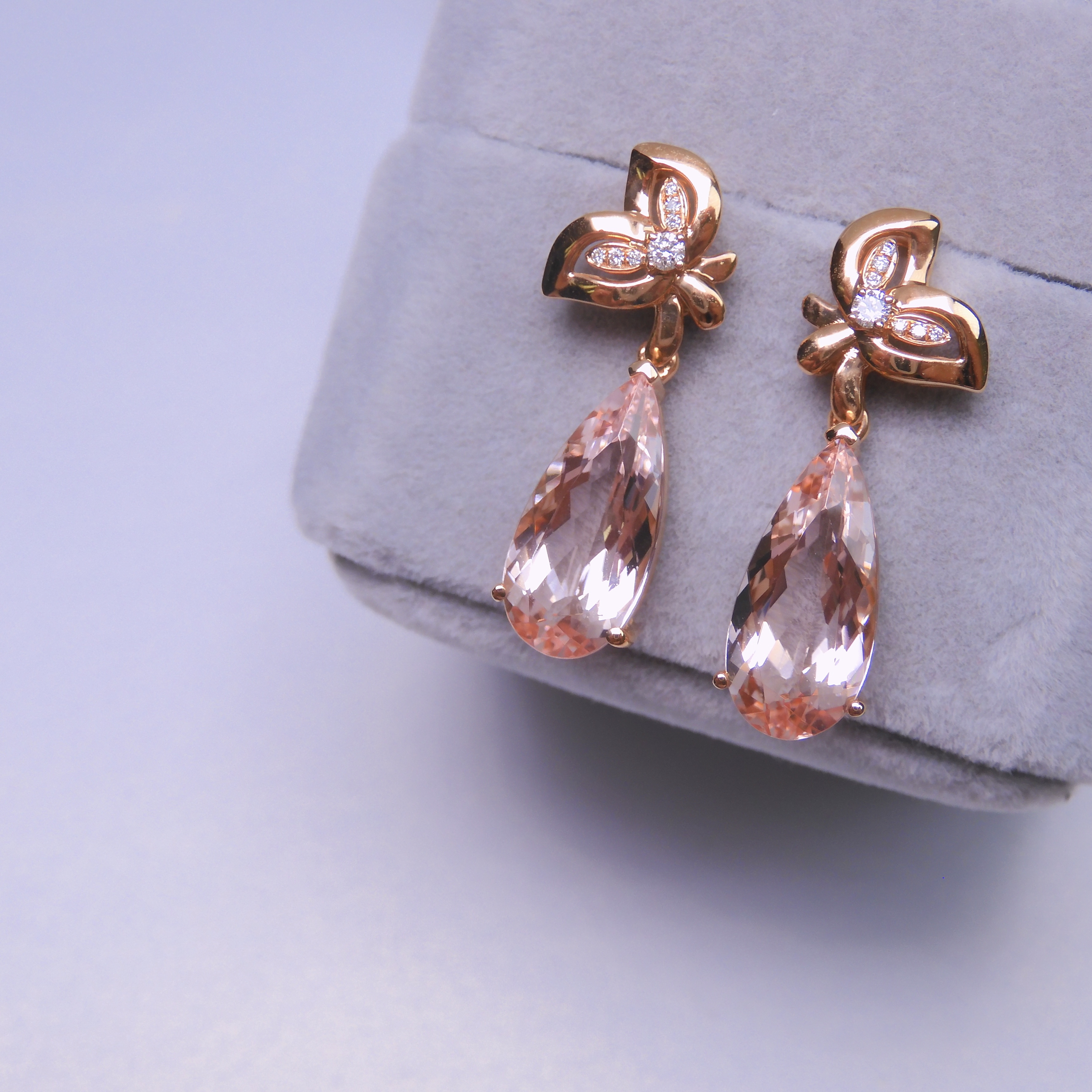 18K金 6.13ct 摩根石耳環