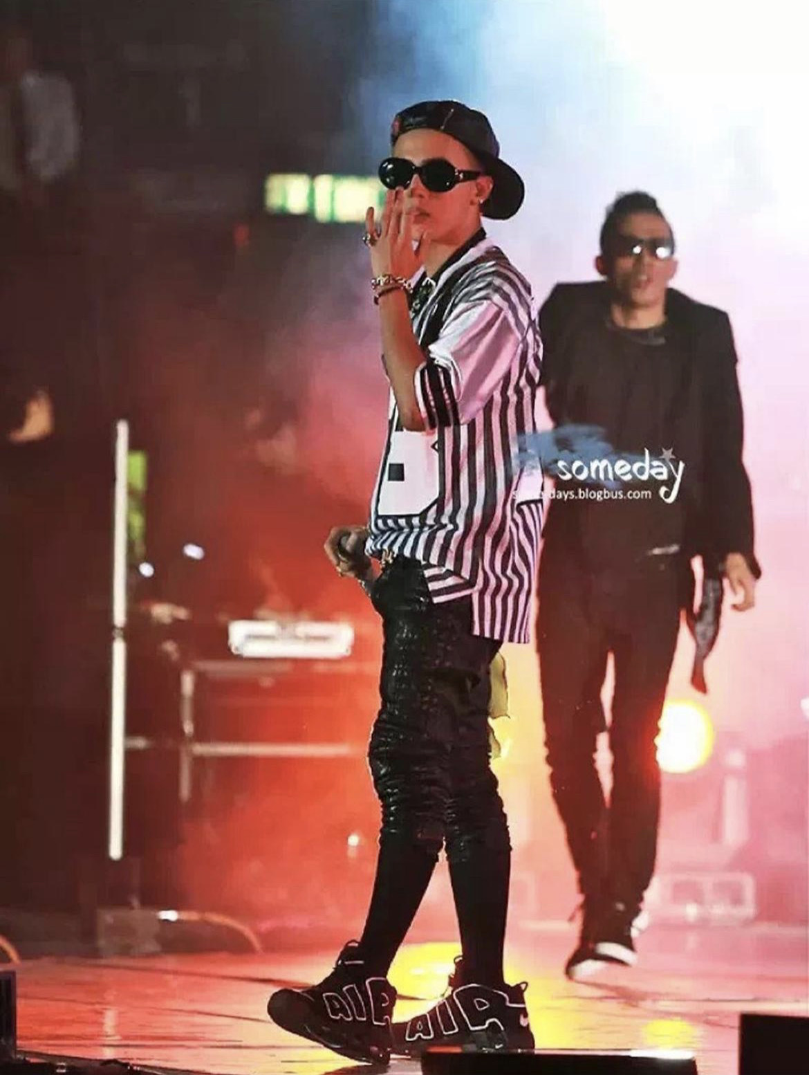 Nike Air More Uptempo 黑白 大AIR 厚底增高 GD權志龍著用款