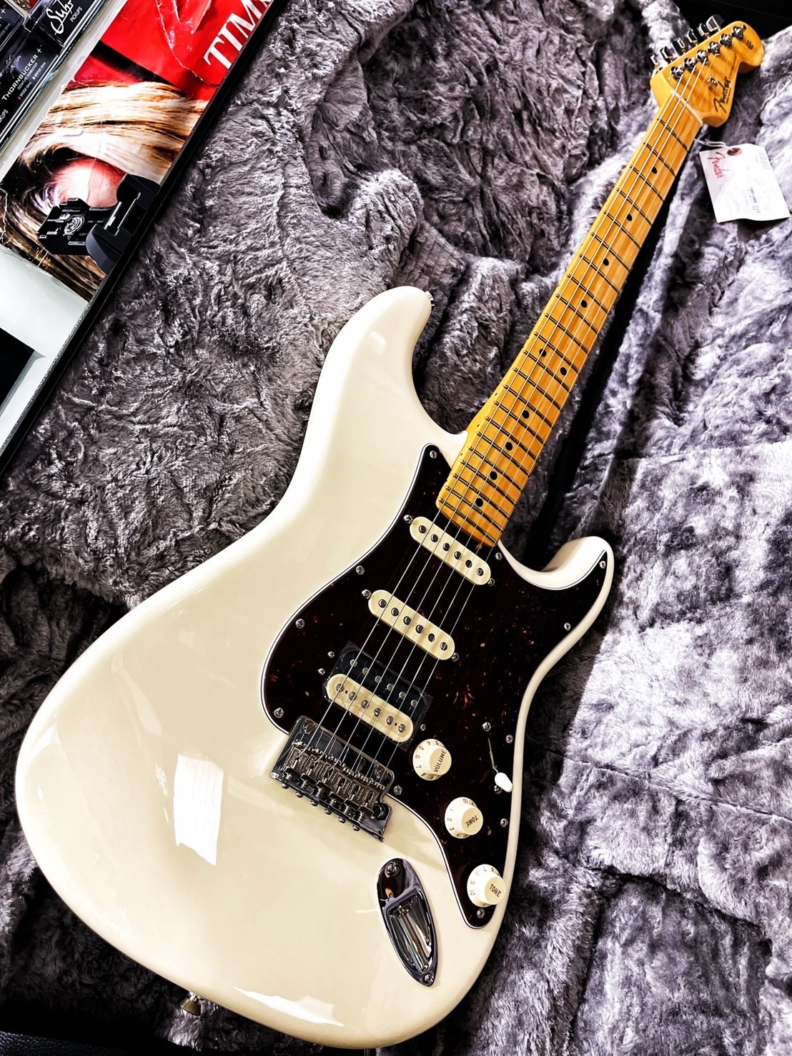【新品同様】FENDER AM PRO II STRAT HSS RW OWT AMERICAN PROFESSIONAL II STRATOCASTER HSS RW MERCURY
