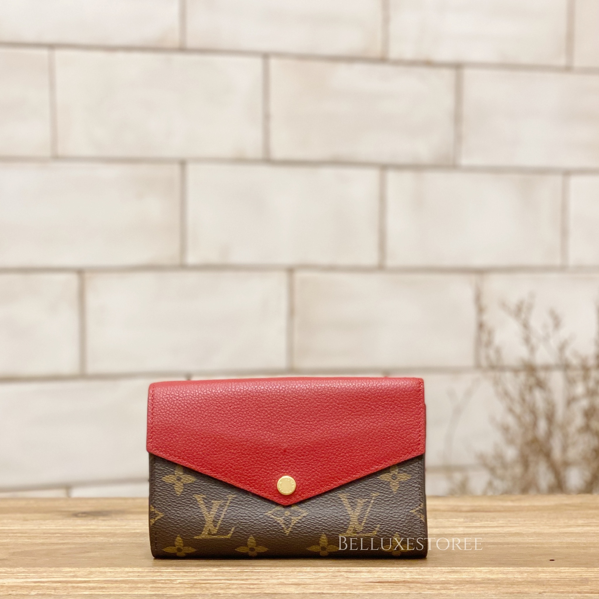 lv-wallet-monogram-red