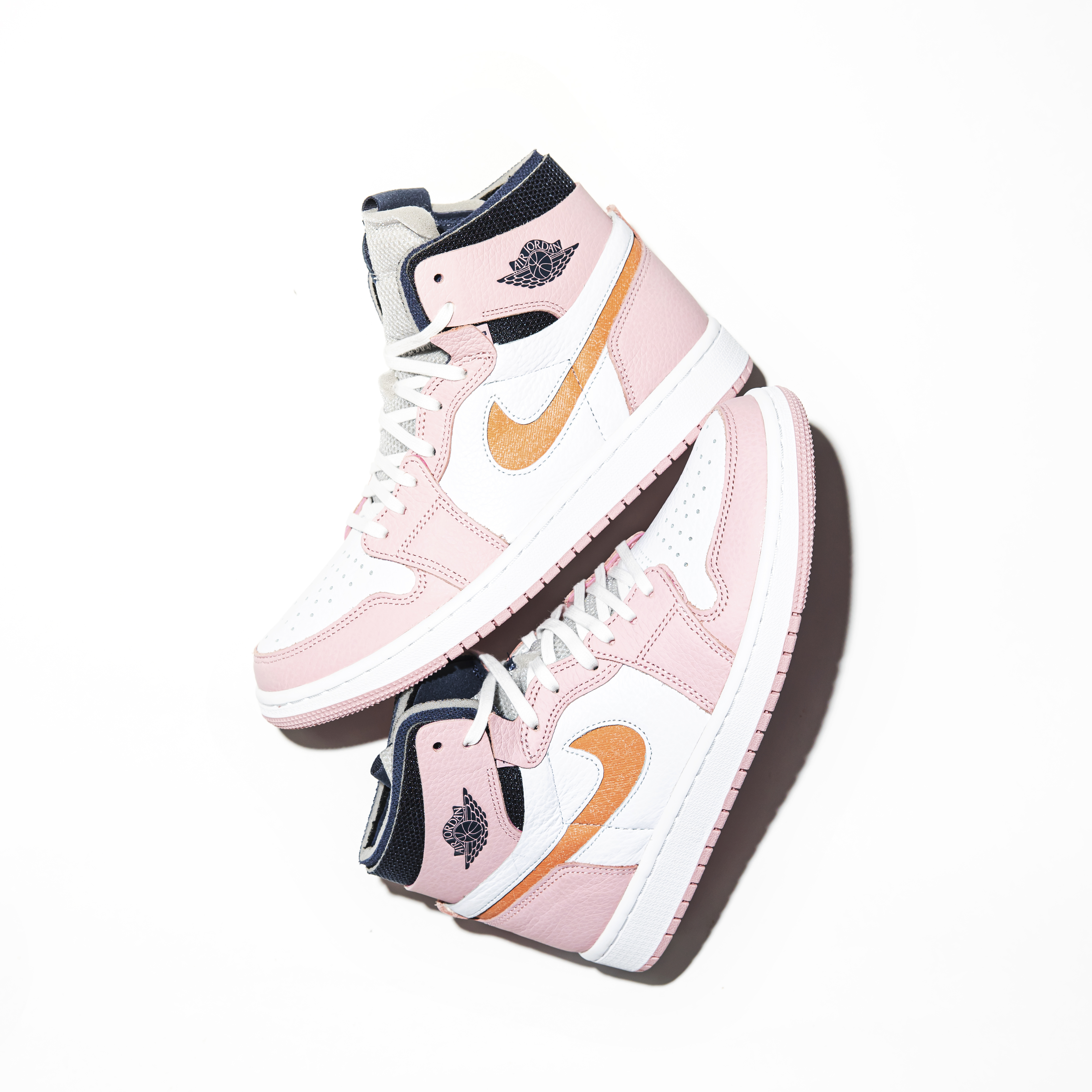 -(A4b)-W AIR JORDAN 1 ZOOM AIR CMFT 粉色橘勾 "PINK GLAZE"-CT0979 601