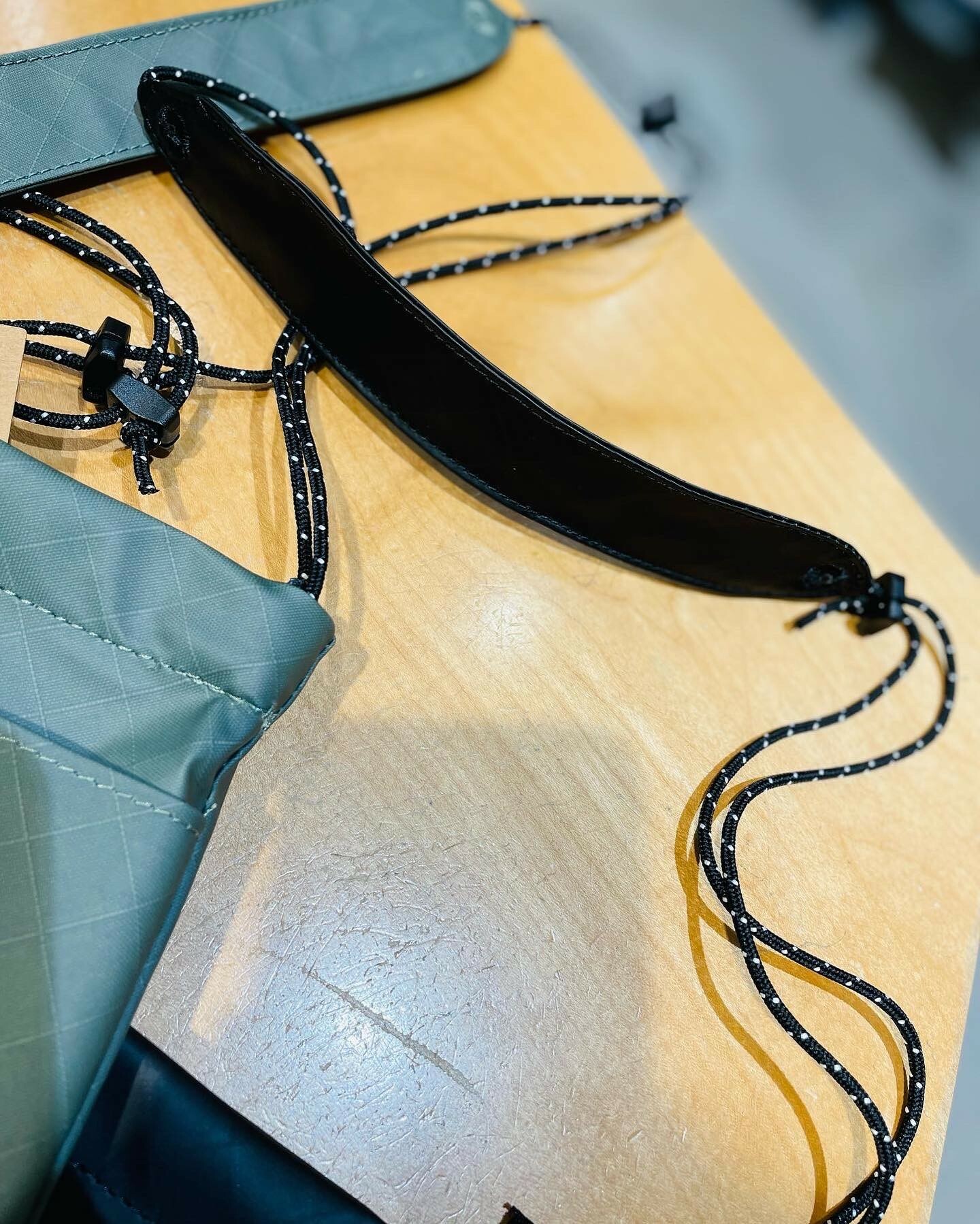 {現貨} The North Face 防水面物料Shoulder Bag