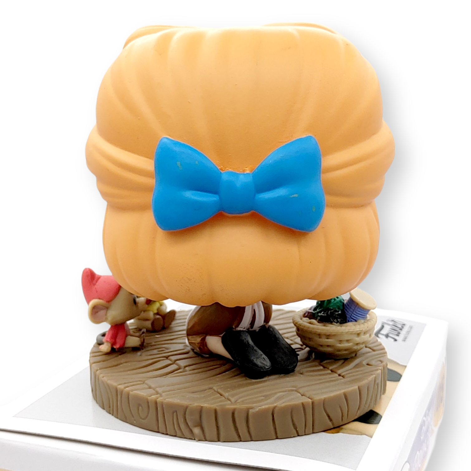 FUNKO POP終極公主<仙履奇緣>灰姑娘 -No.1015