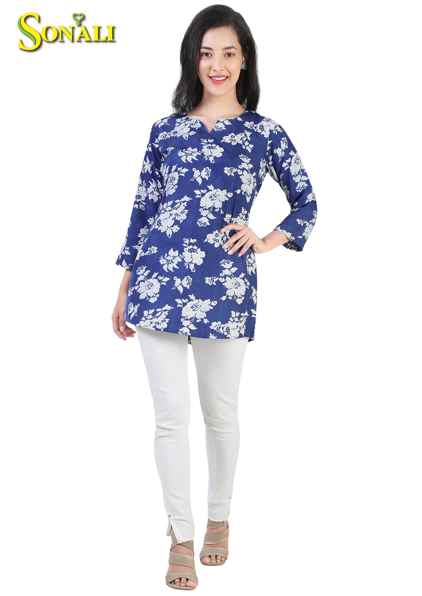 Women Green Floral Blouse Q1569