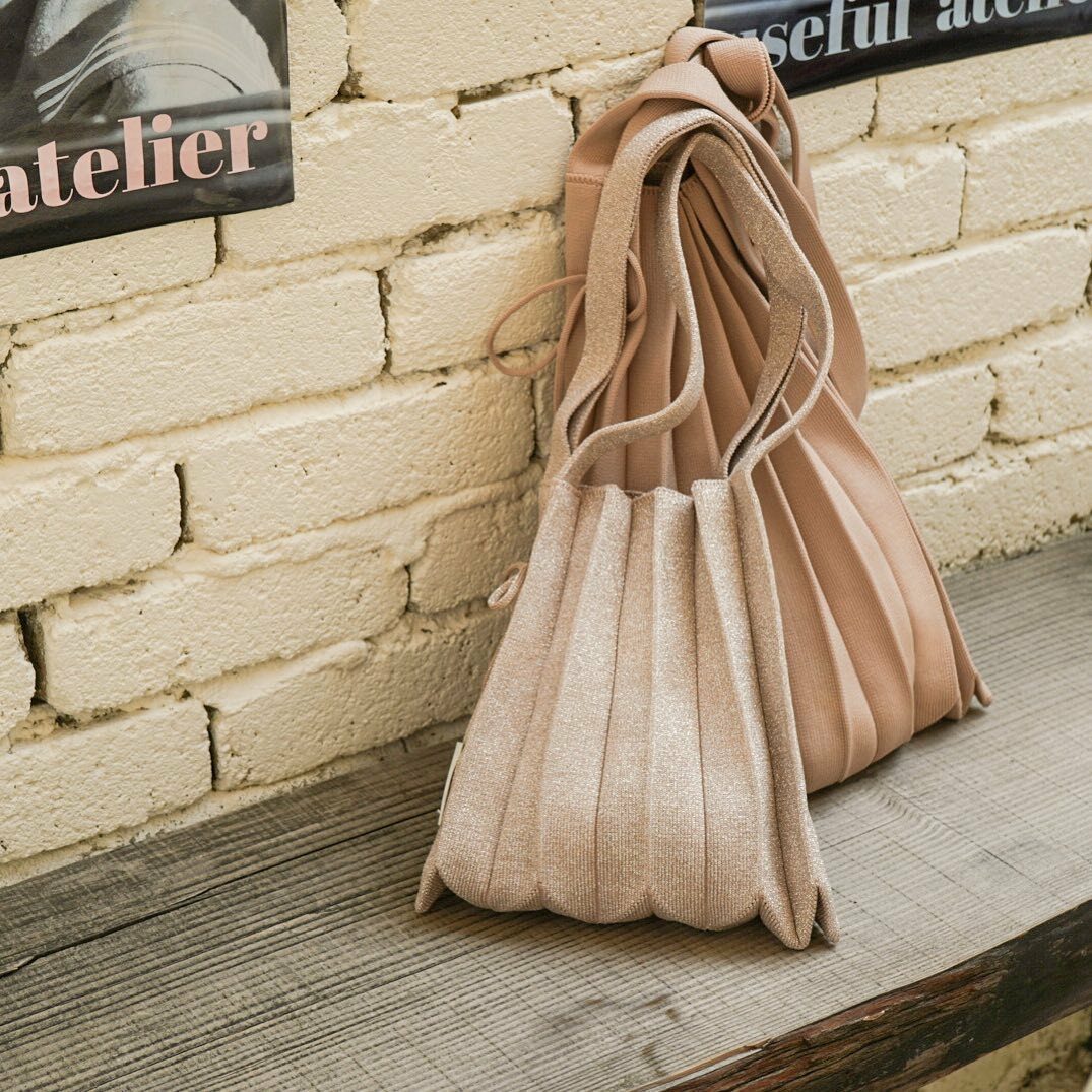 joseph & stacey,百摺包,針織,三宅一生, bao bao,韓星,太后,秀智,水桶包,