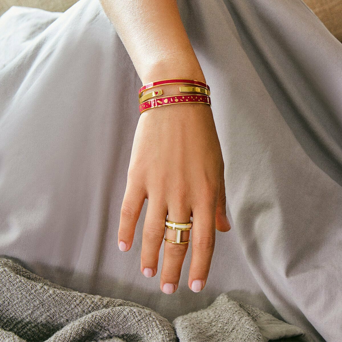 bangle up ,小愛瑪仕,手環,法國,手工琺瑯,飾品,耳環,閨蜜手環,手環,摩斯密碼,手鍊